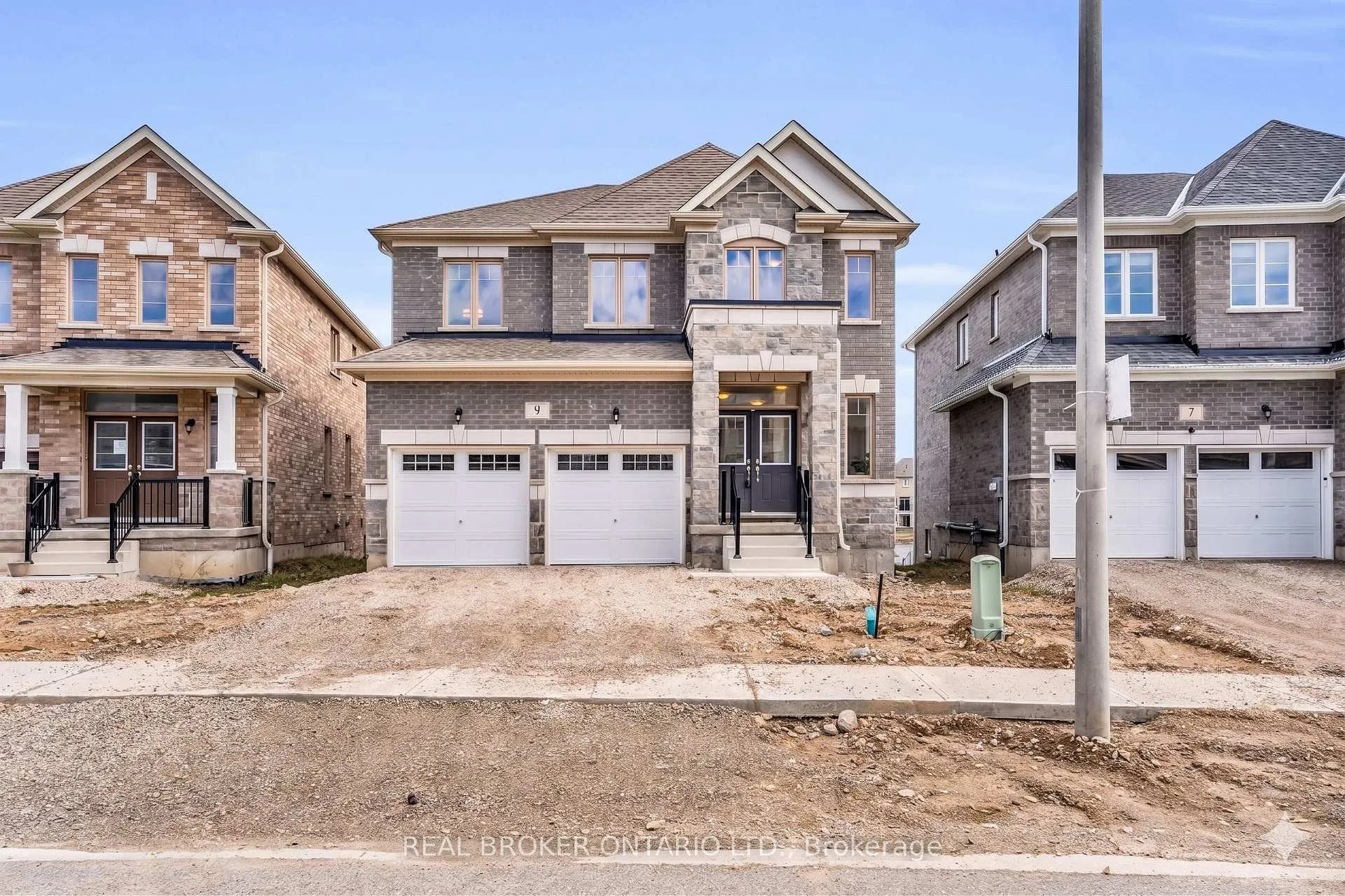 Photo 1 of 9 Aitchison Avenue, Southgate — HOMEH