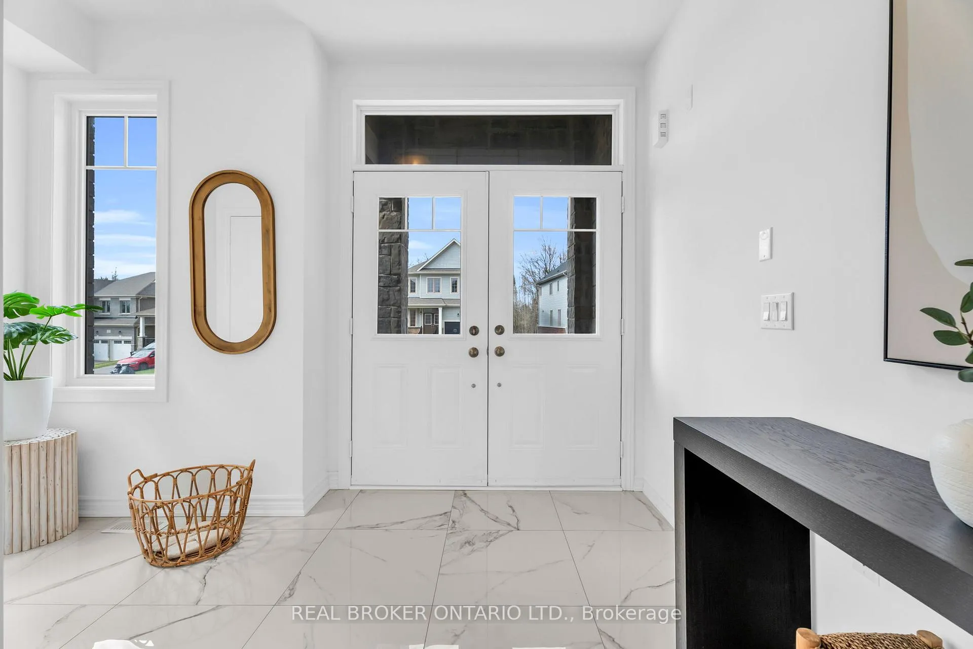 Photo 4 of 9 Aitchison Avenue, Southgate — HOMEH