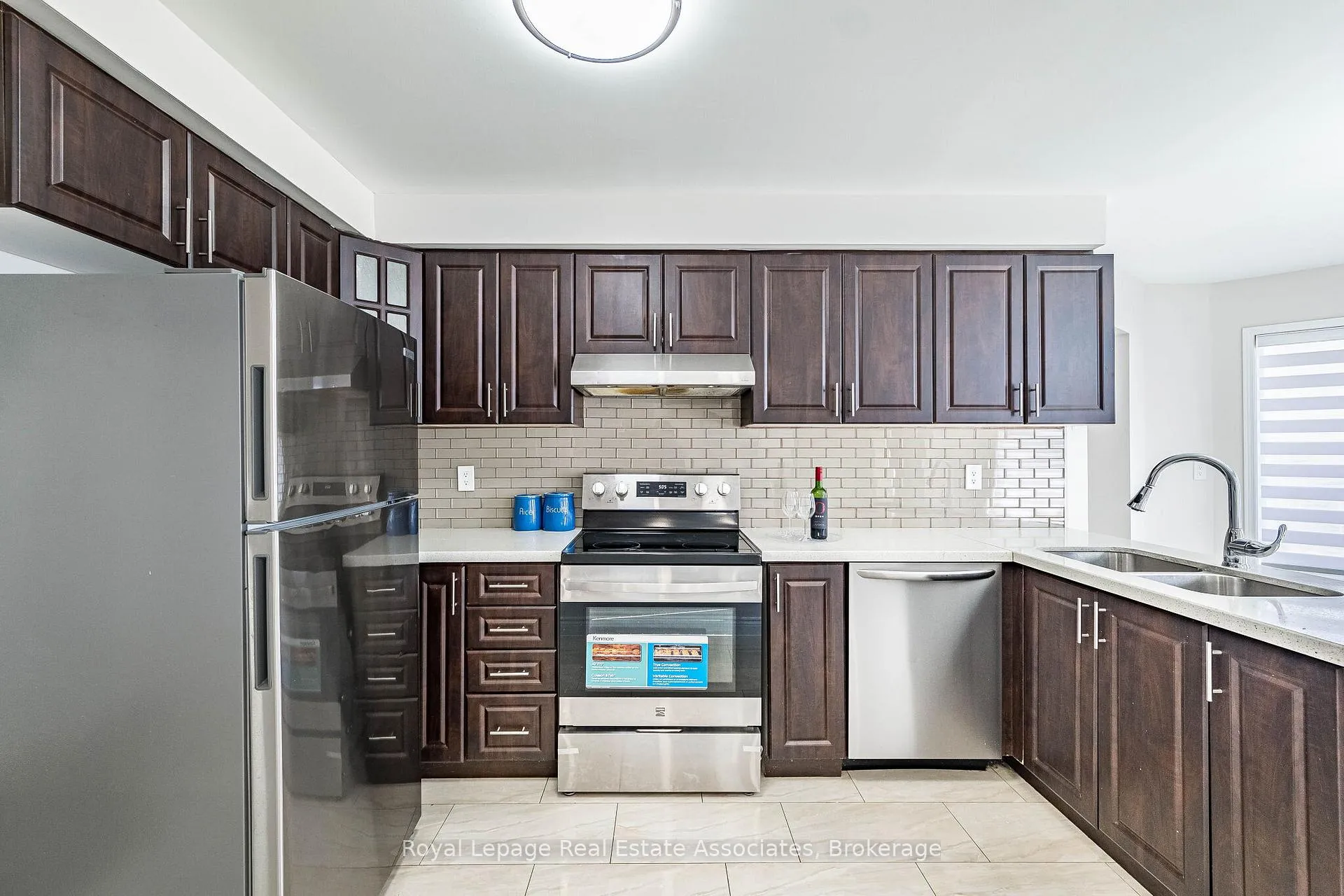 Photo 19 of 71 Drinkwater Drive, Brampton, Fletcher's West — HOMEH