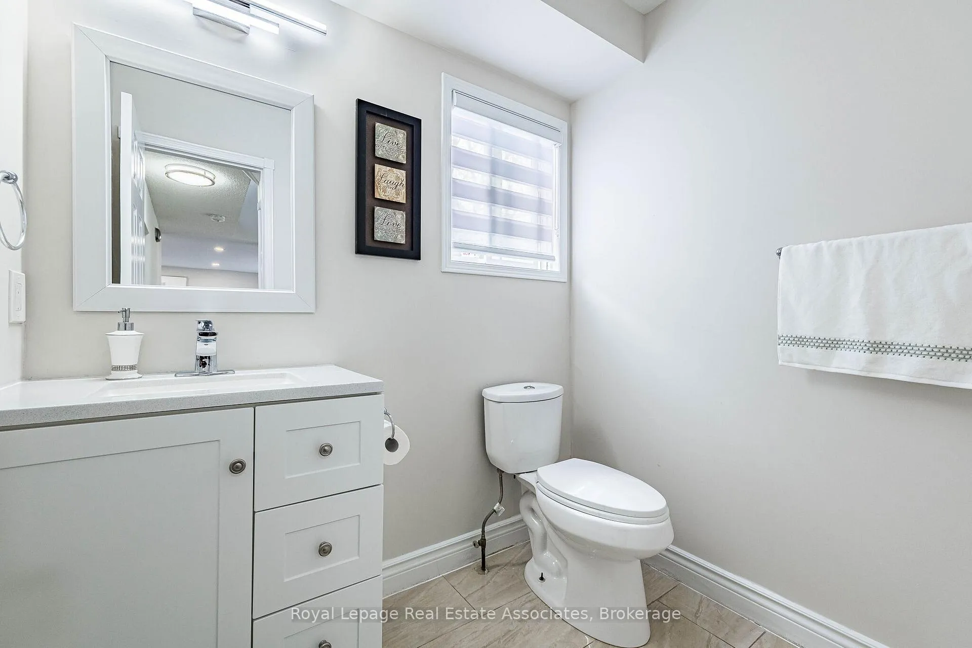 Photo 22 of 71 Drinkwater Drive, Brampton, Fletcher's West — HOMEH