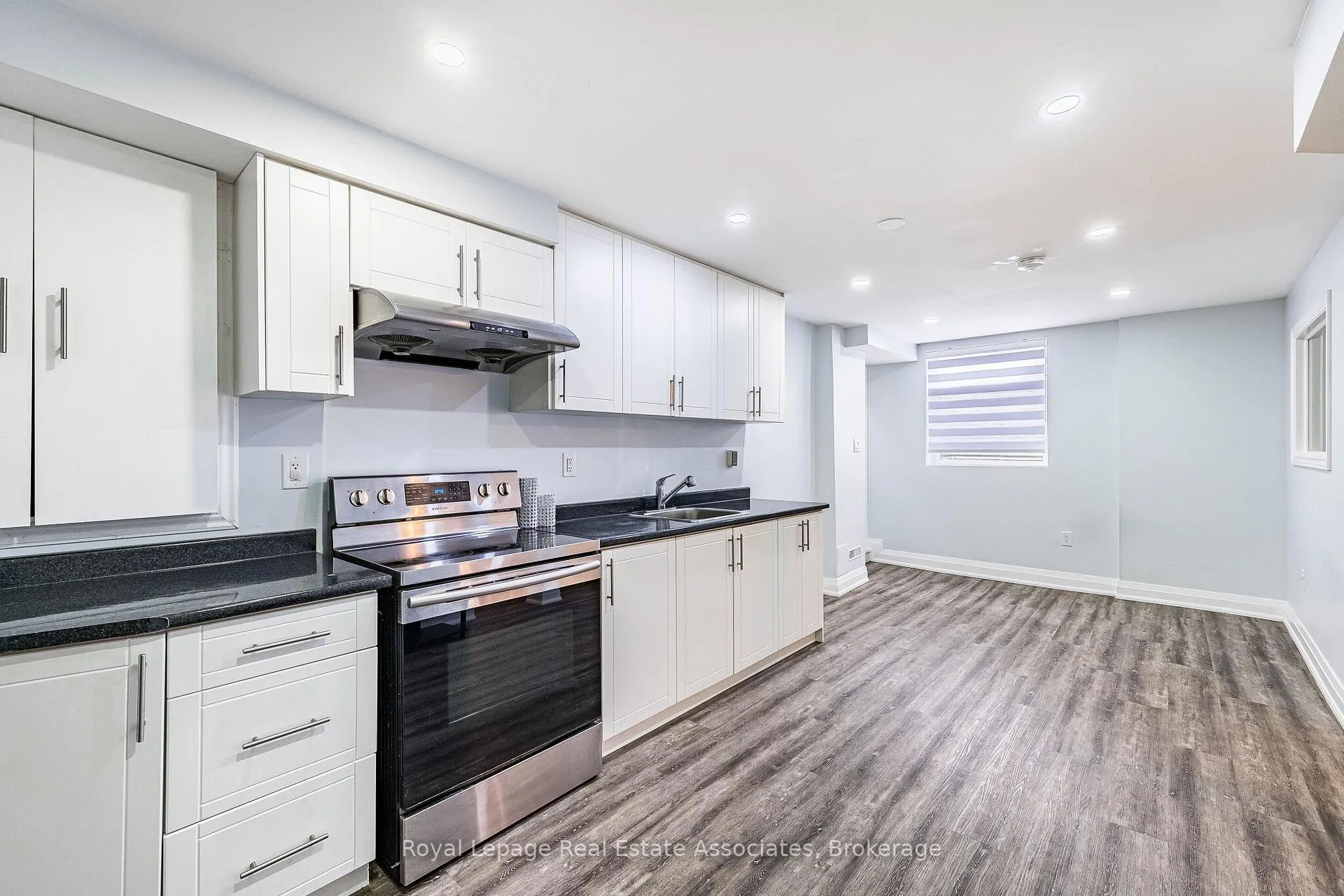 Photo 41 of 71 Drinkwater Drive, Brampton, Fletcher's West — HOMEH