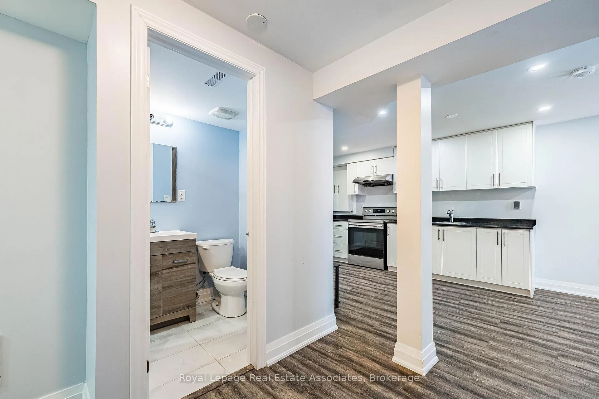 Photo 45 of 71 Drinkwater Drive, Brampton, Fletcher's West — HOMEH