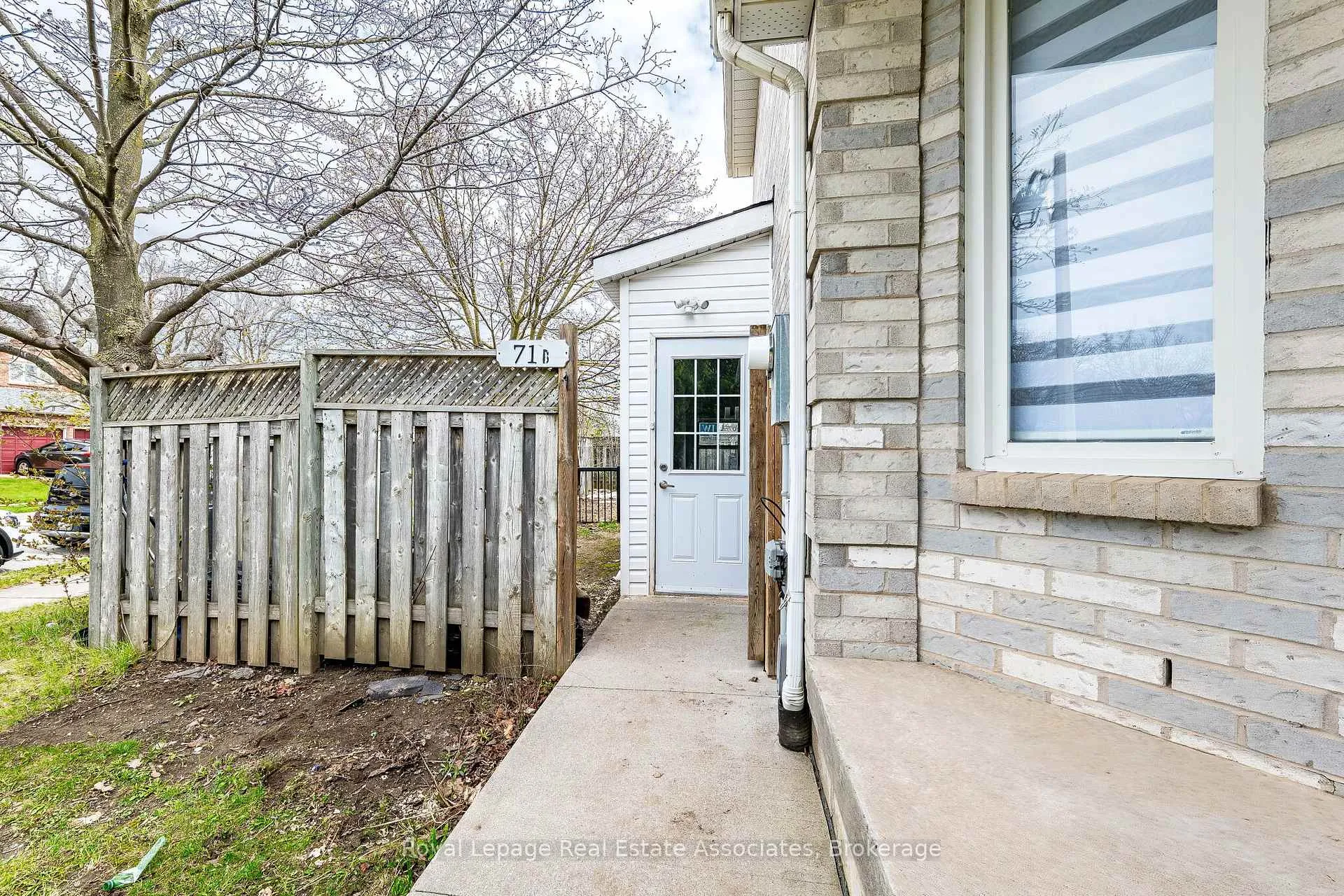 Photo 48 of 71 Drinkwater Drive, Brampton, Fletcher's West — HOMEH