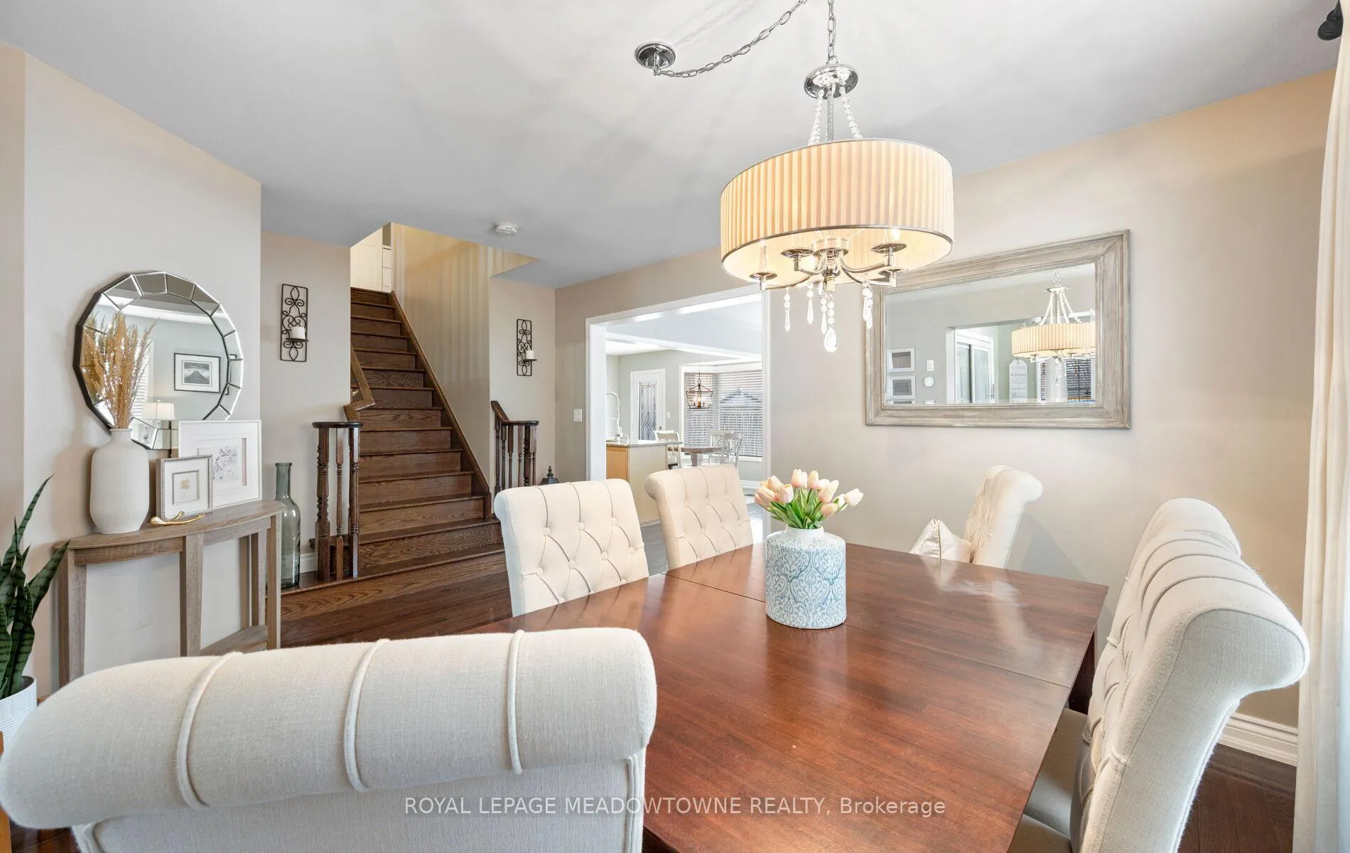 Photo 11 of 6 Clyde Road, Brampton, Credit Valley — HOMEH