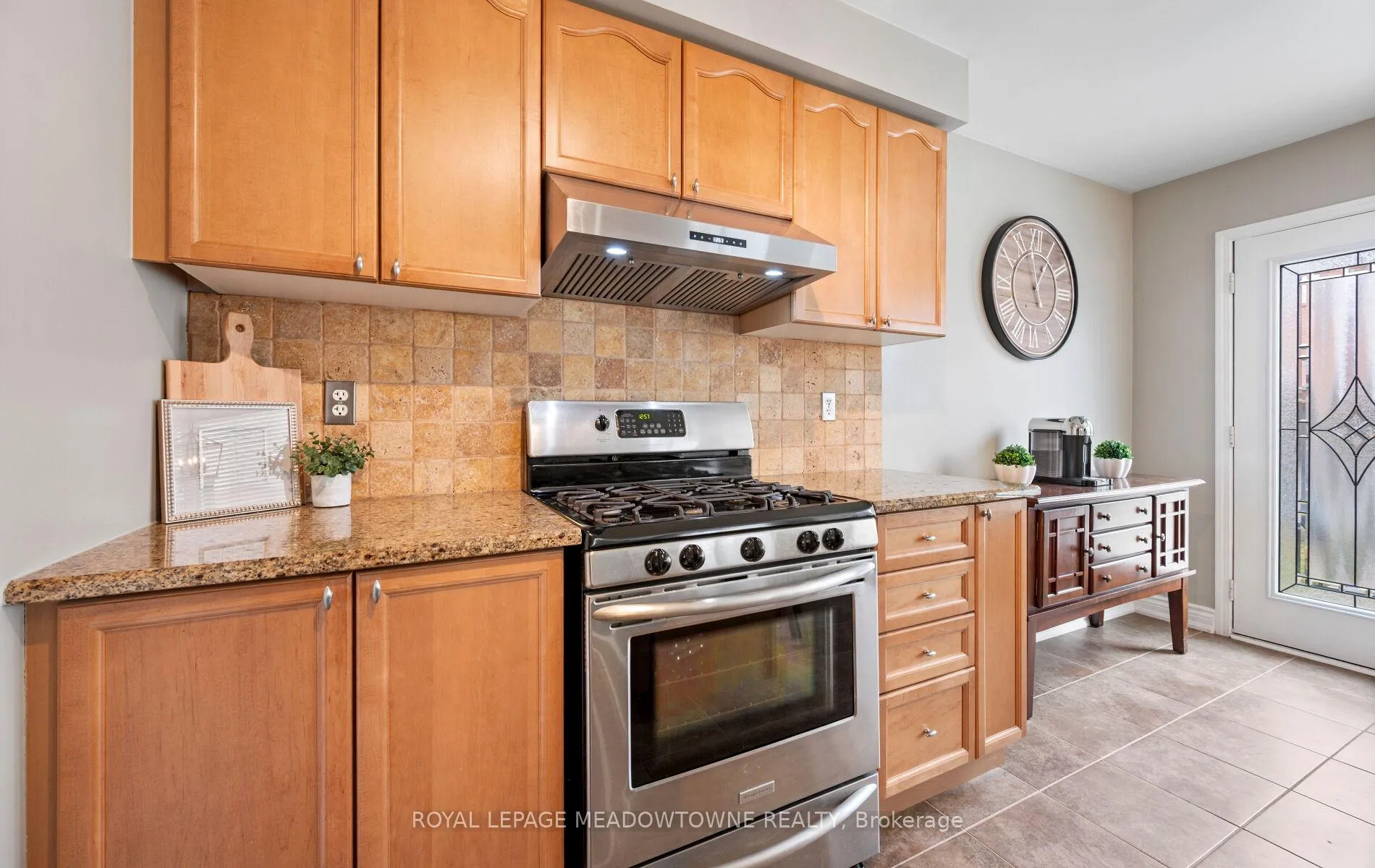 Photo 22 of 6 Clyde Road, Brampton, Credit Valley — HOMEH