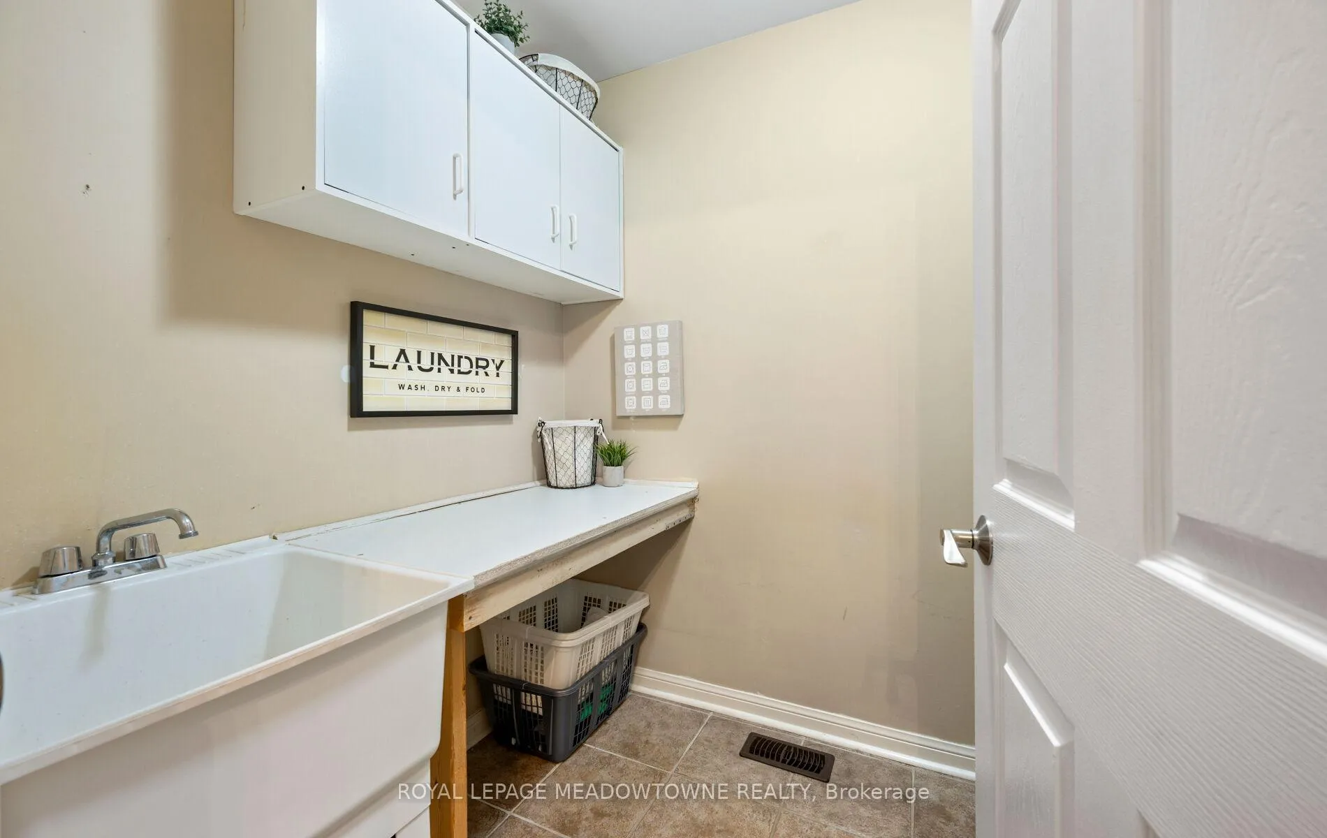 Photo 35 of 6 Clyde Road, Brampton, Credit Valley — HOMEH