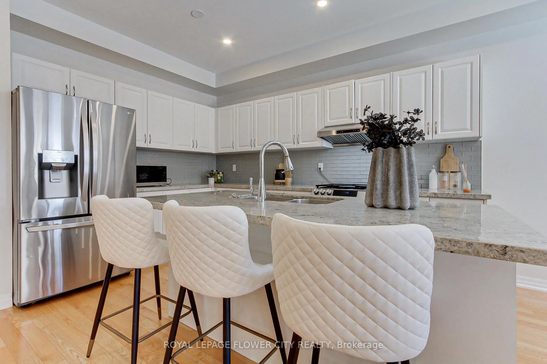 Photo 9 of 3362 Post Road, Oakville, Glenorchy — HOMEH