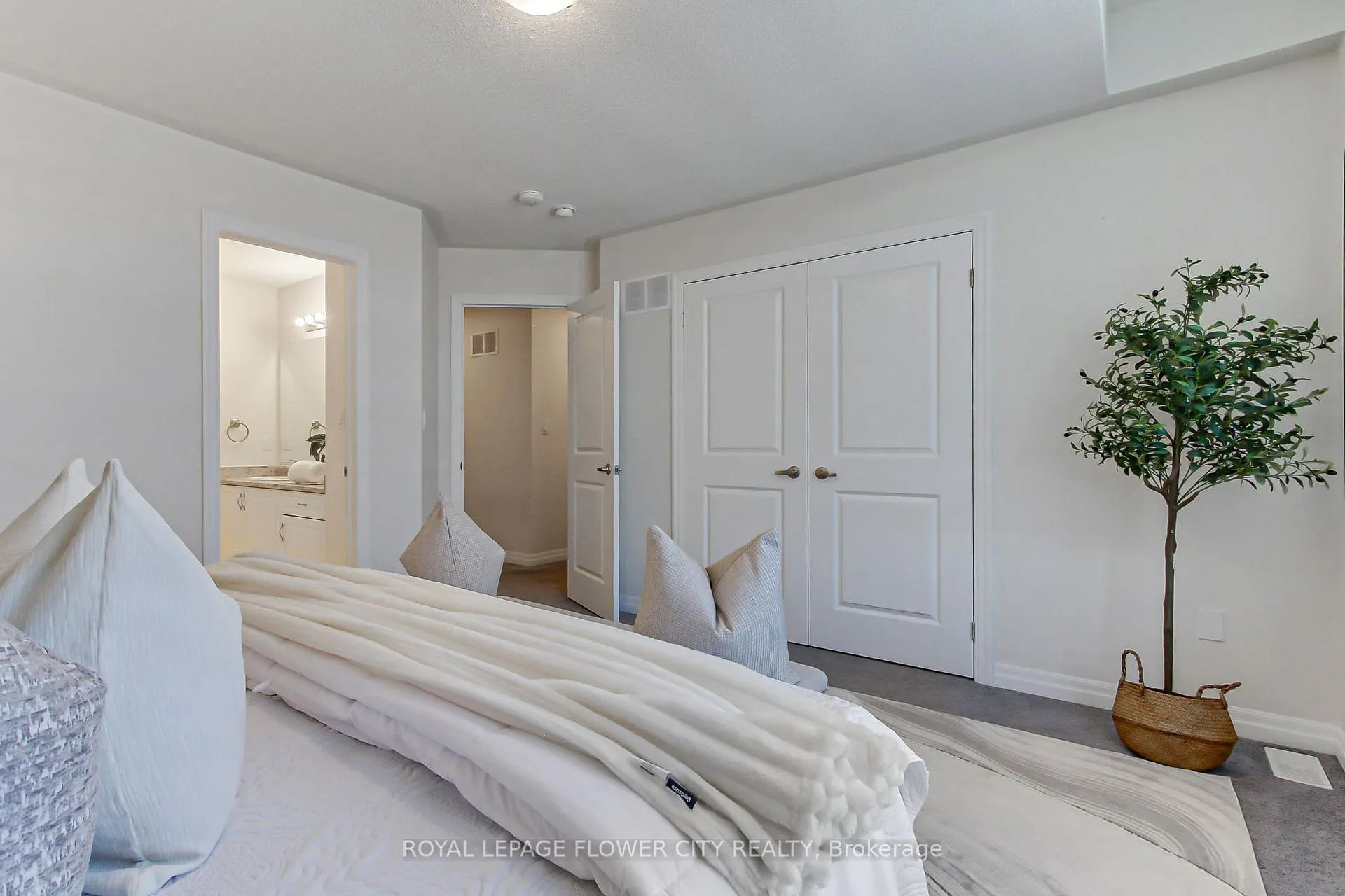 Photo 37 of 3362 Post Road, Oakville, Glenorchy — HOMEH