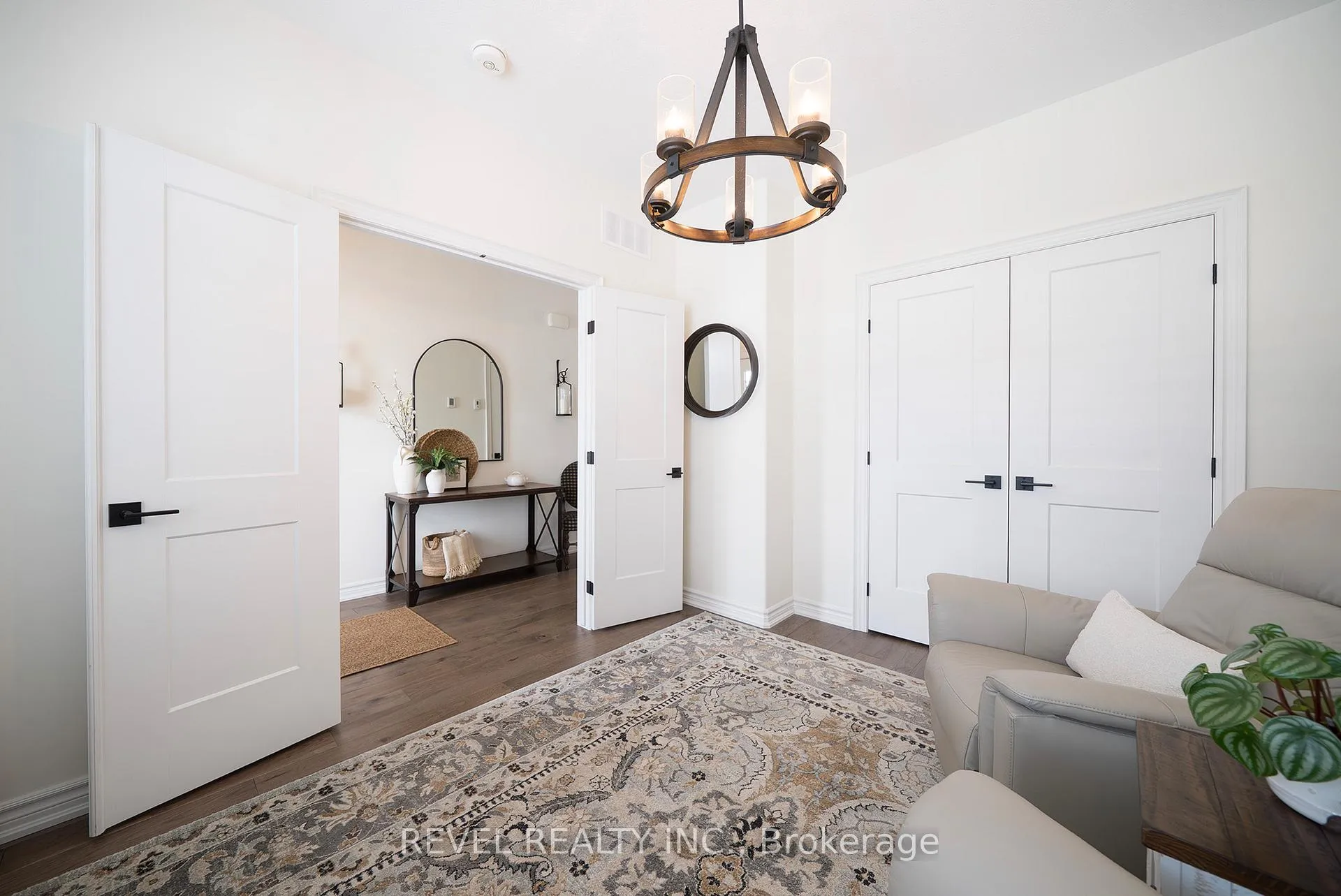 Photo 6 of Unit 8, 24 Craddock Boulevard, Haldimand — HOMEH