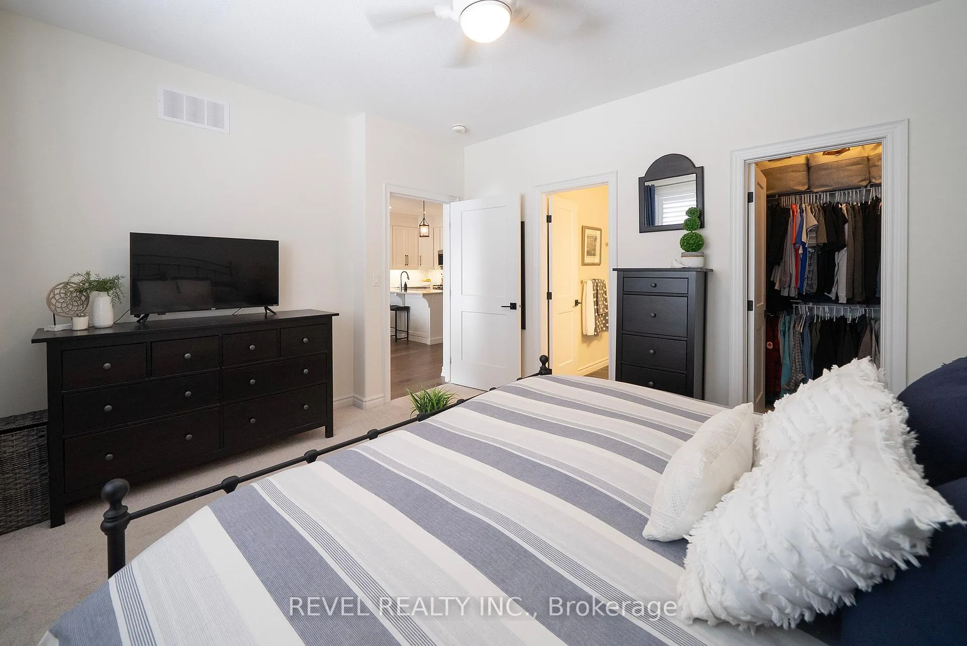 Photo 17 of Unit 8, 24 Craddock Boulevard, Haldimand — HOMEH