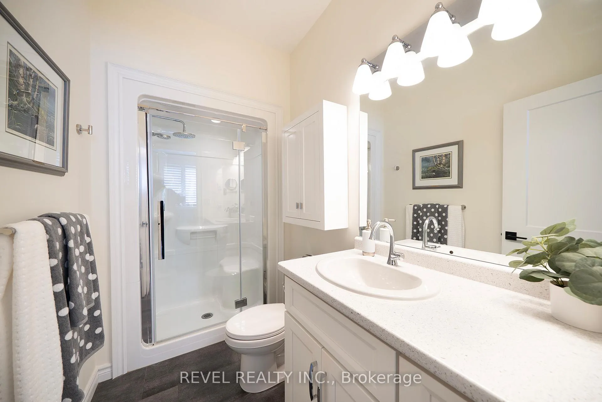 Photo 18 of Unit 8, 24 Craddock Boulevard, Haldimand — HOMEH