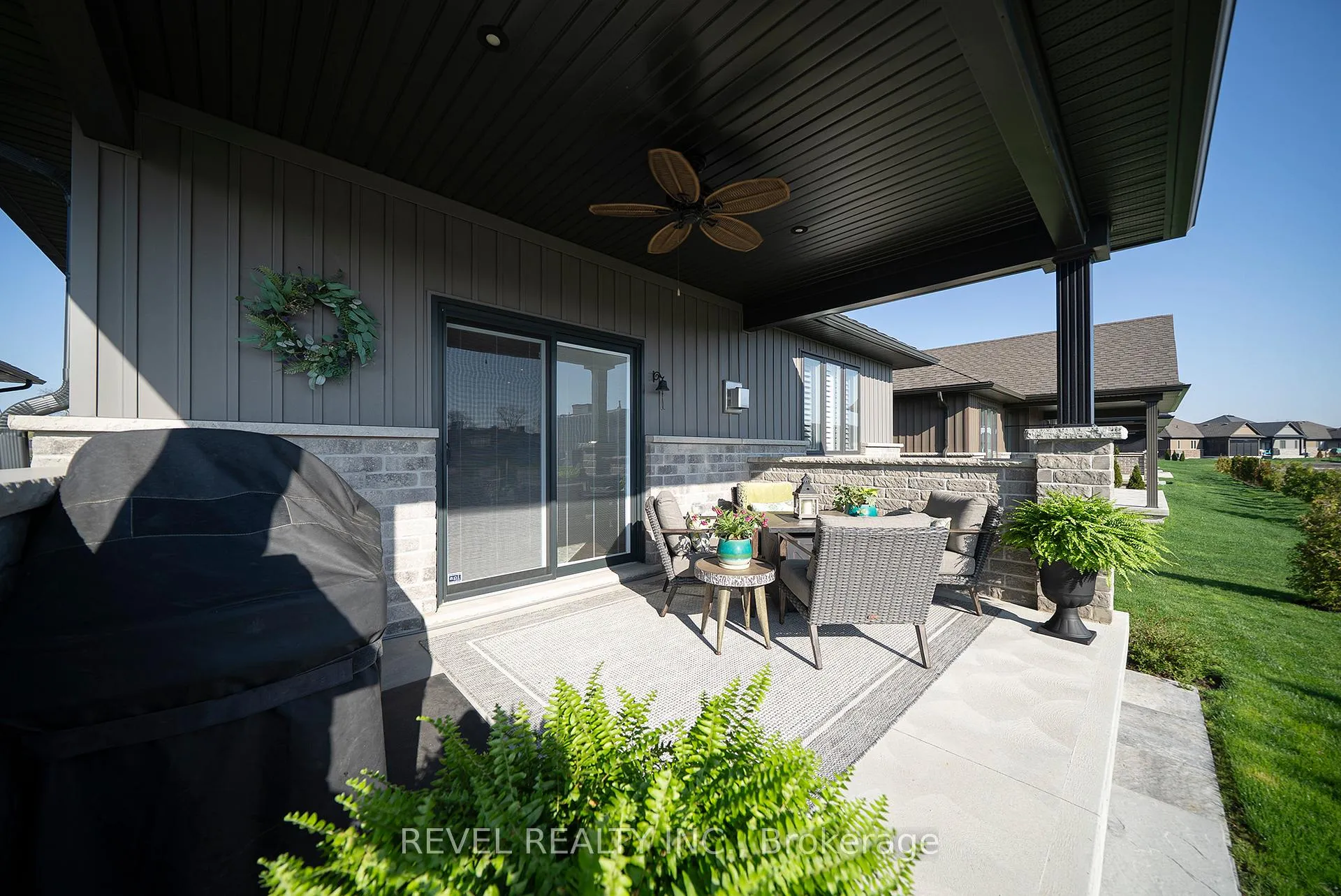 Photo 28 of Unit 8, 24 Craddock Boulevard, Haldimand — HOMEH