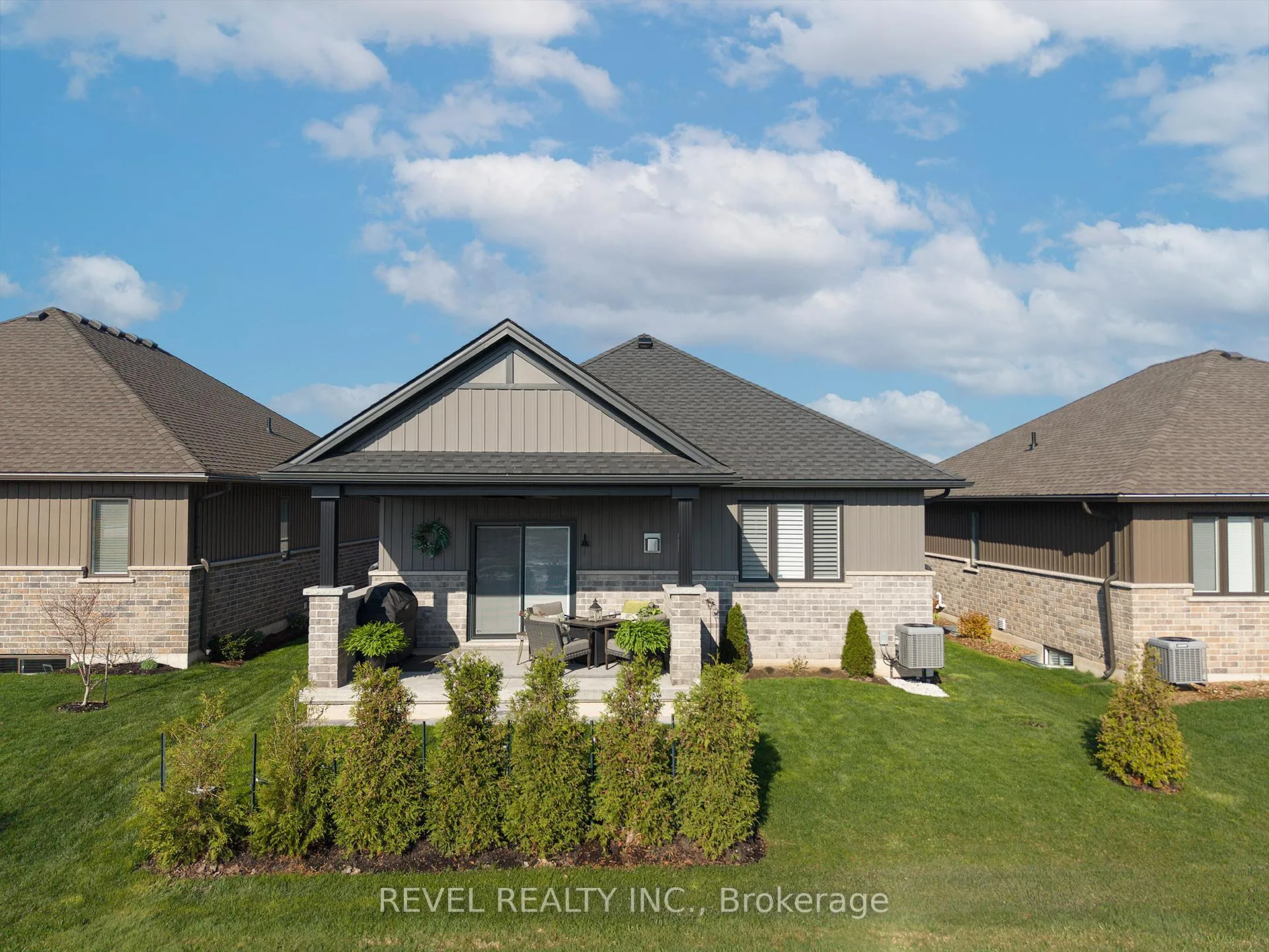 Photo 31 of Unit 8, 24 Craddock Boulevard, Haldimand — HOMEH