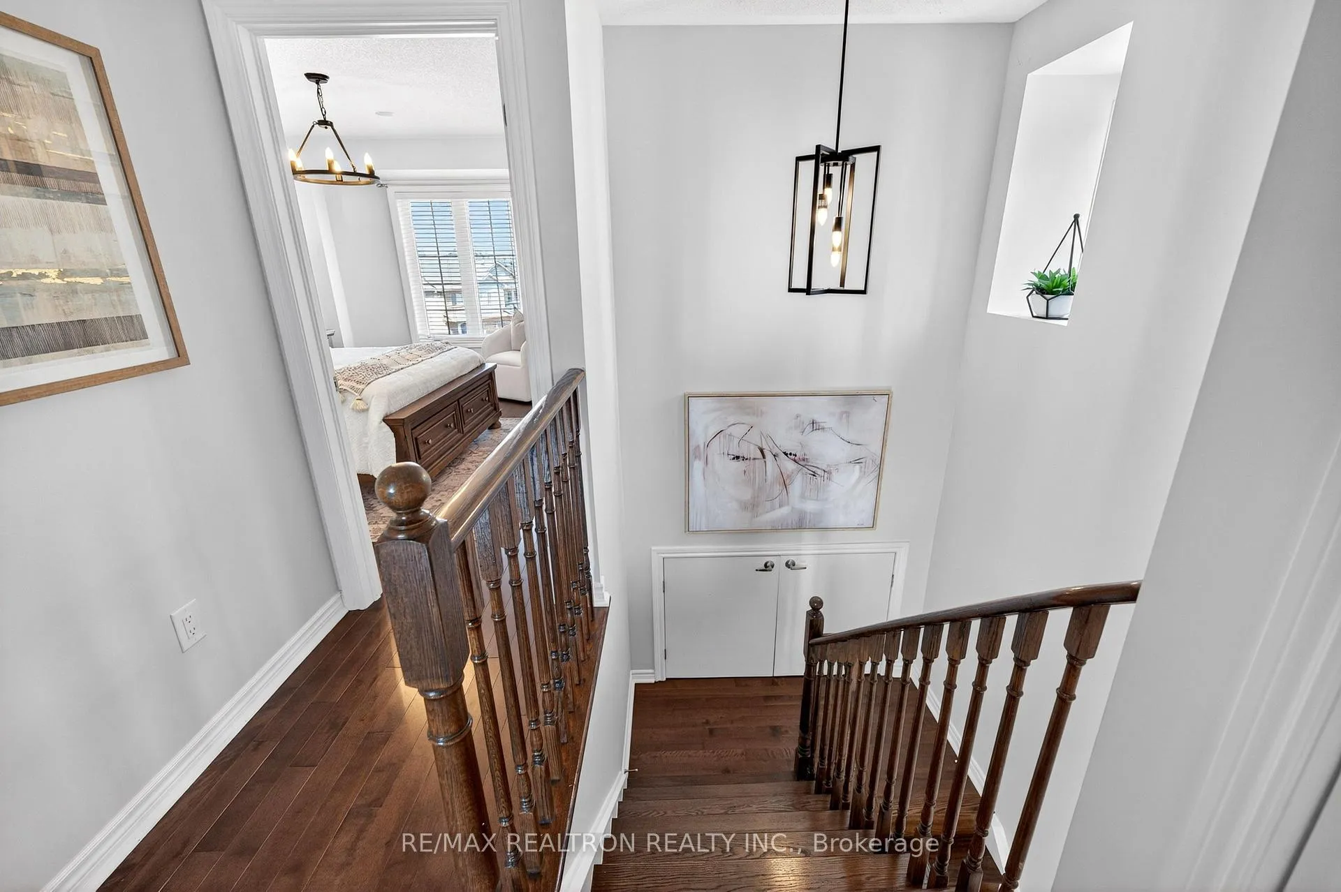 Photo 10 of 41 Horton Street, Ajax, Central East — HOMEH