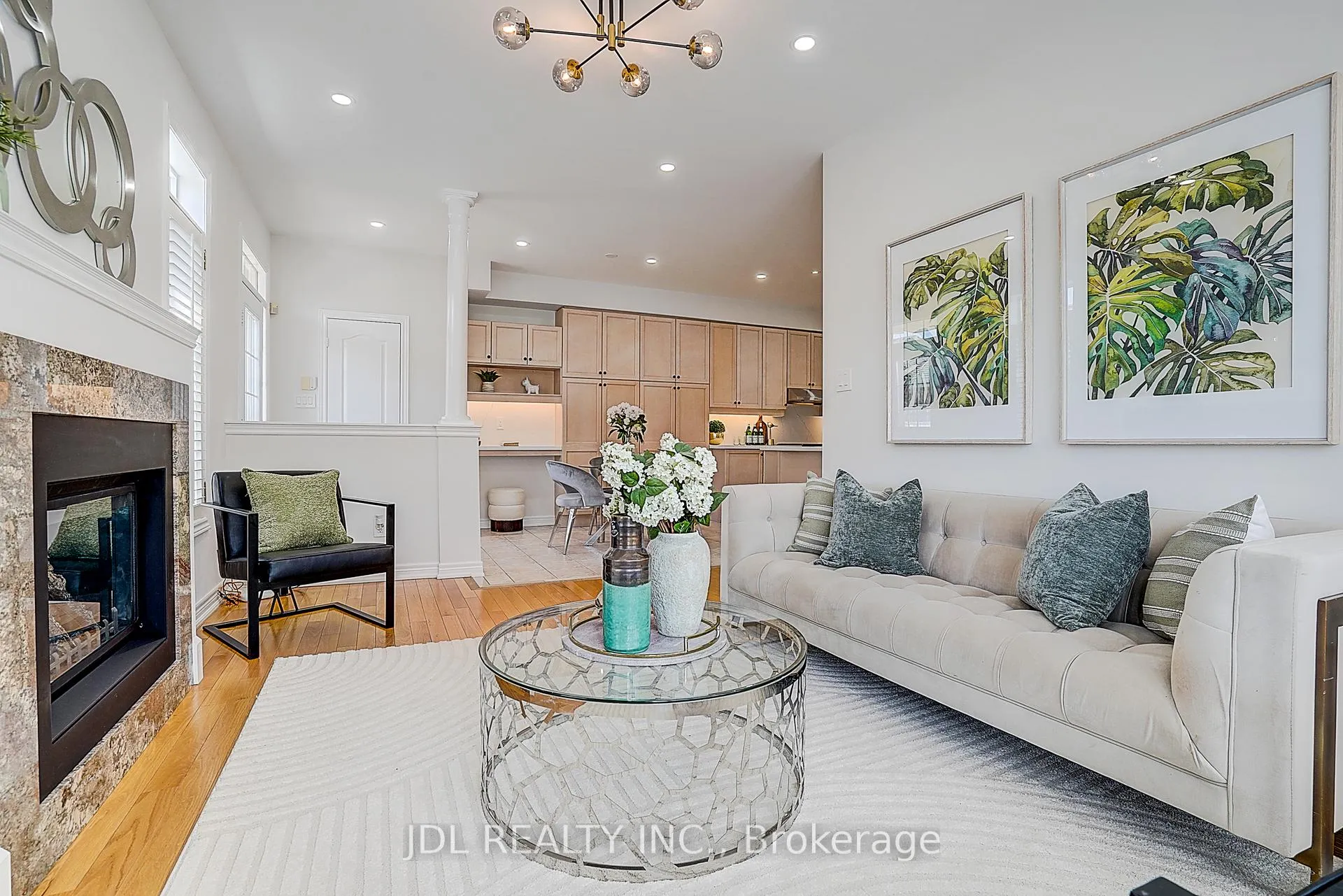 Photo 15 of 2 Catalina Crescent, Richmond Hill, Rouge Woods — HOMEH