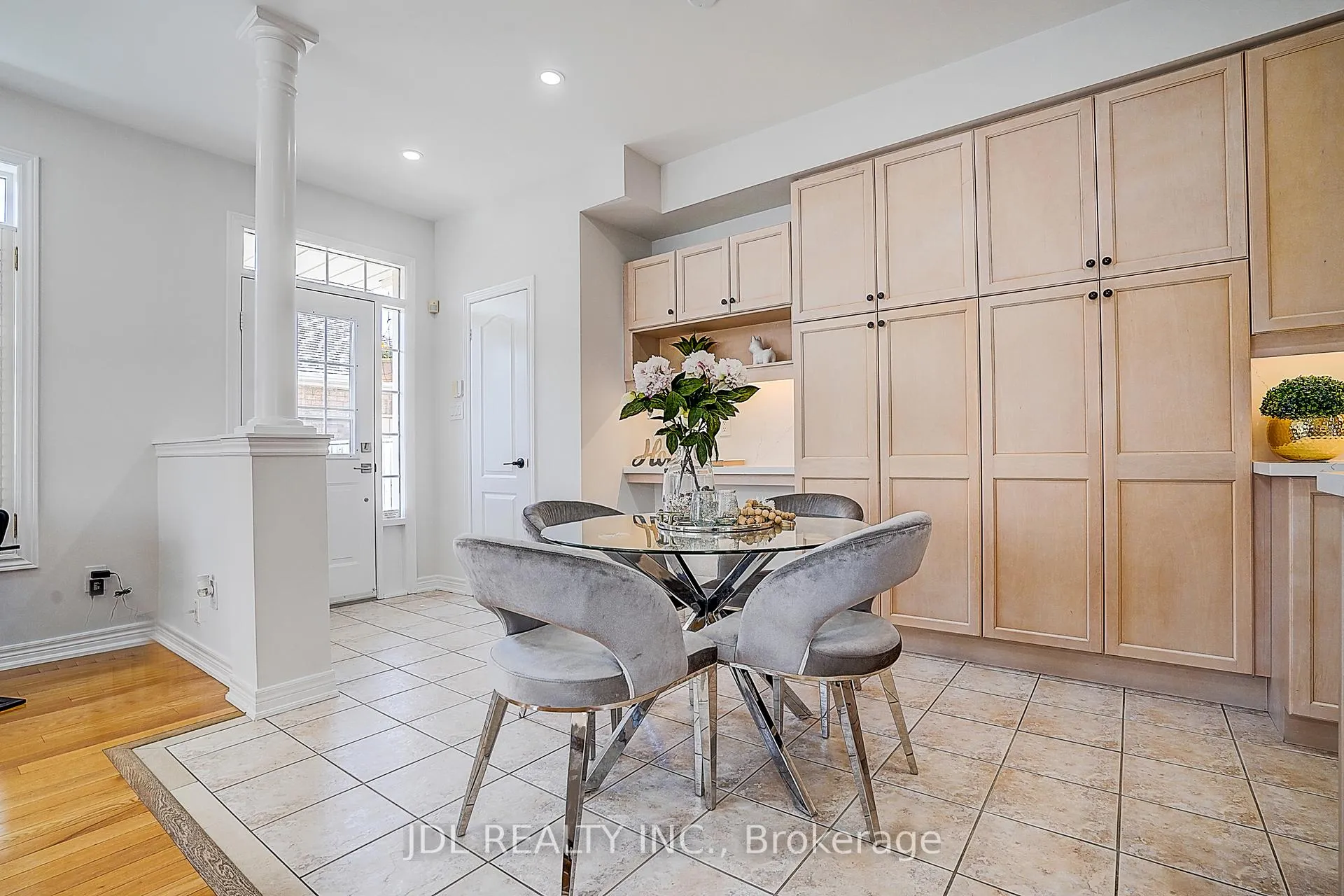 Photo 17 of 2 Catalina Crescent, Richmond Hill, Rouge Woods — HOMEH
