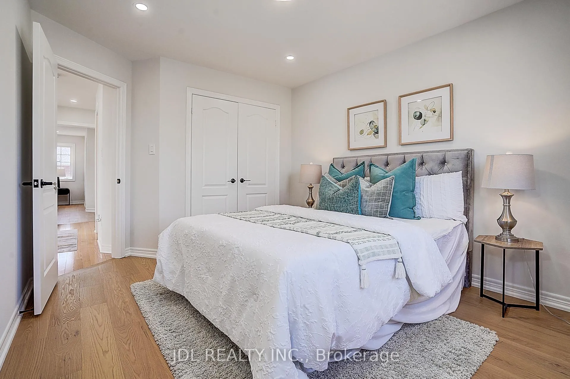 Photo 37 of 2 Catalina Crescent, Richmond Hill, Rouge Woods — HOMEH