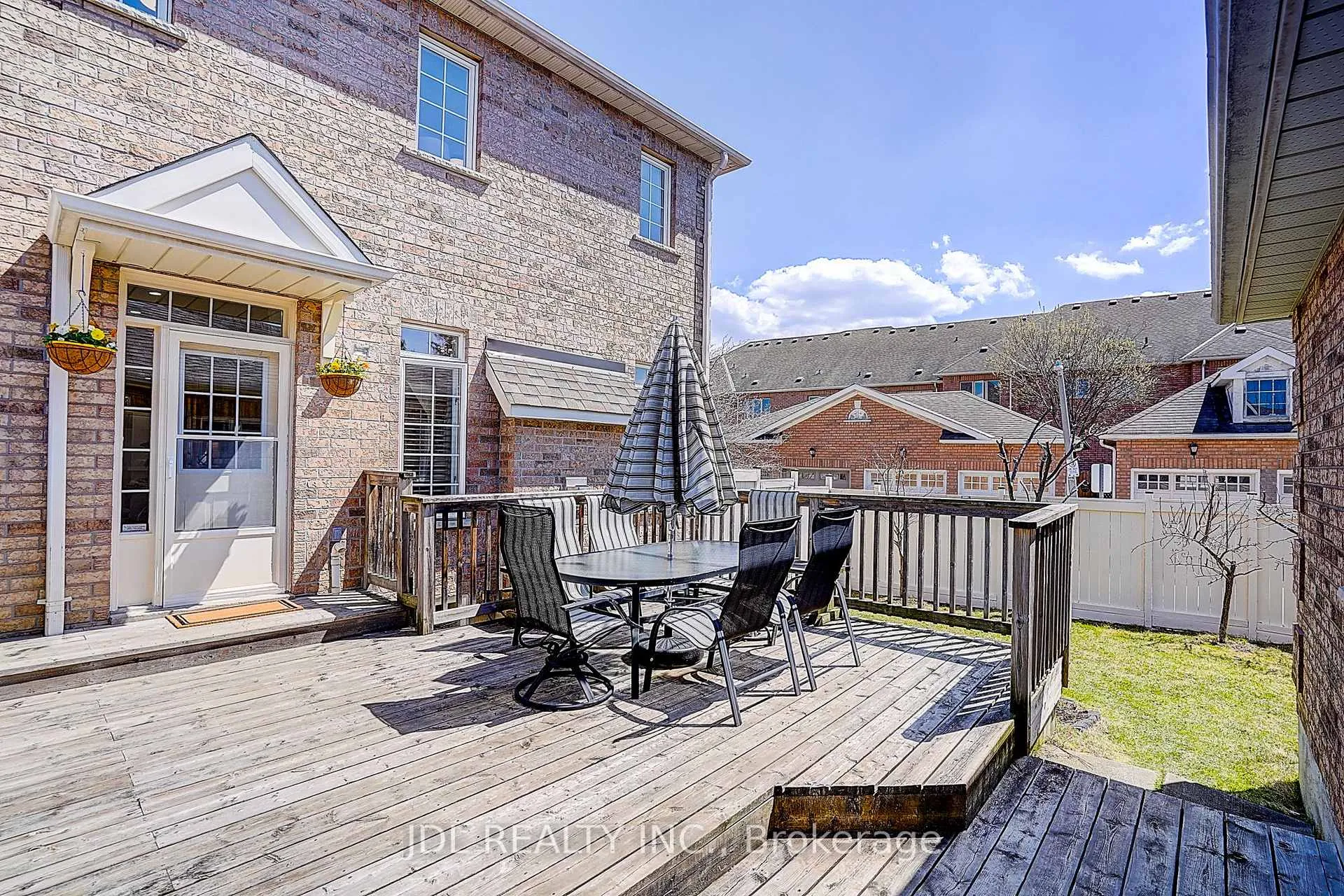 Photo 46 of 2 Catalina Crescent, Richmond Hill, Rouge Woods — HOMEH