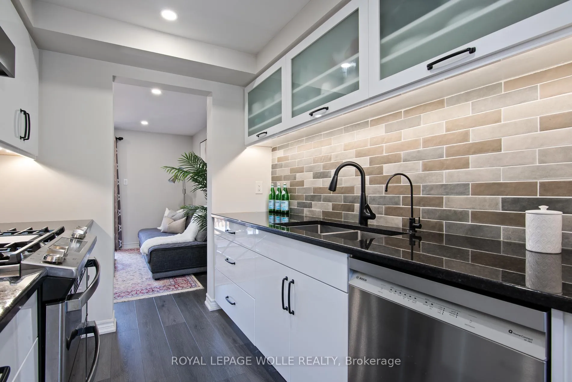 Photo 11 of Unit 9, 465 Woolwich Street N, Waterloo — HOMEH