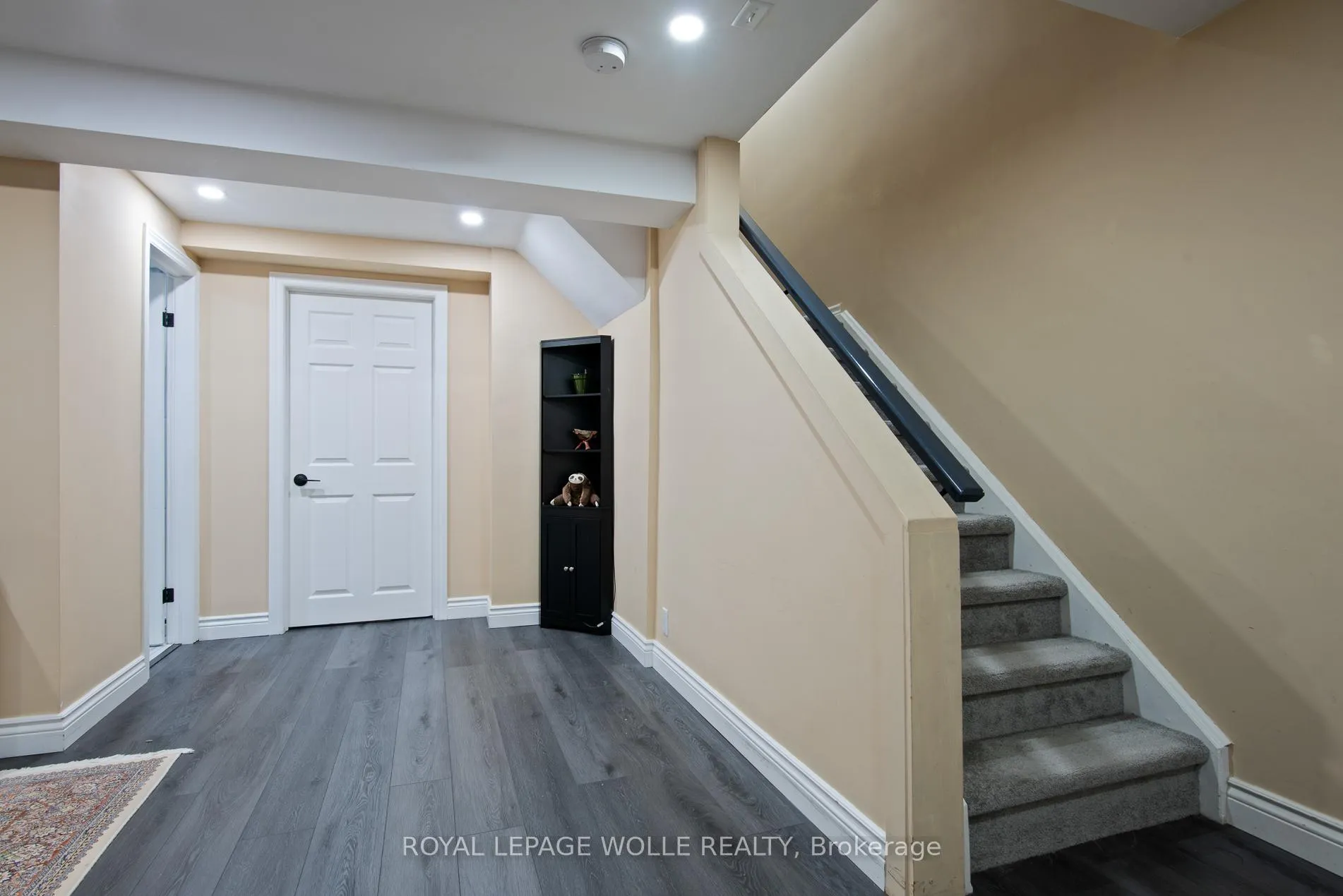Photo 31 of Unit 9, 465 Woolwich Street N, Waterloo — HOMEH