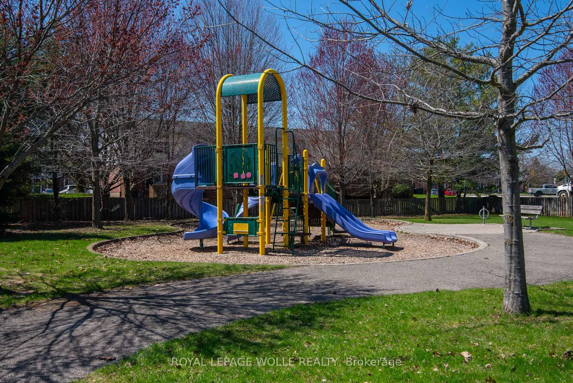 Photo 39 of Unit 9, 465 Woolwich Street N, Waterloo — HOMEH