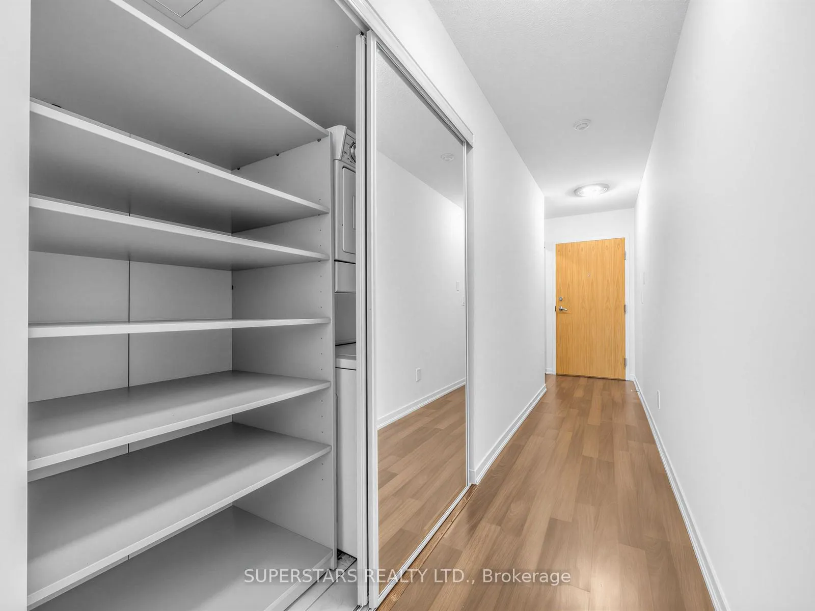 Photo 7 of 38 Joe Shuster Way, Toronto, South Parkdale — HOMEH