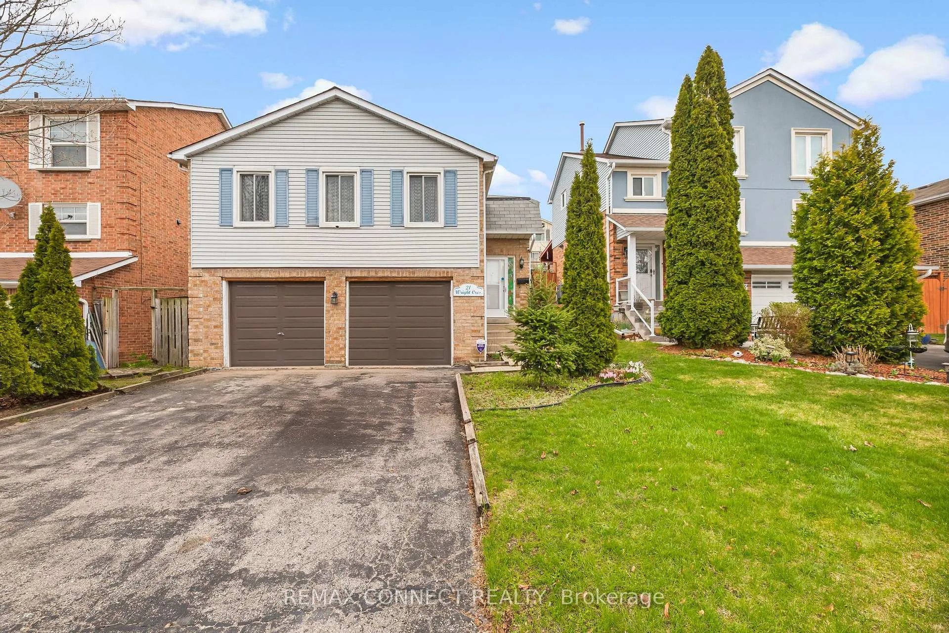 Photo 1 of 21 Wright Crescent, Ajax, Central — HOMEH