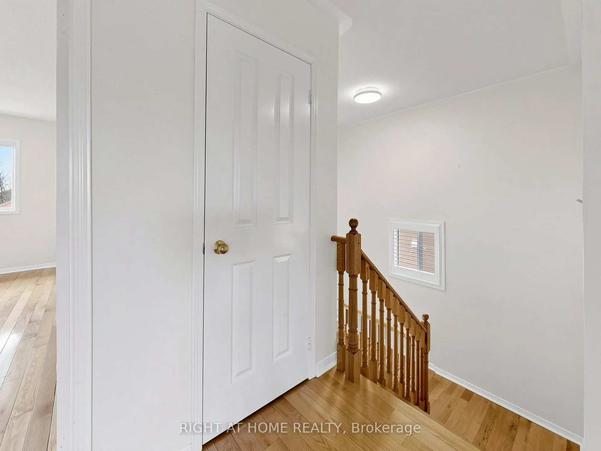 Photo 15 of 306 William Berczy Boulevard, Markham, Berczy — HOMEH