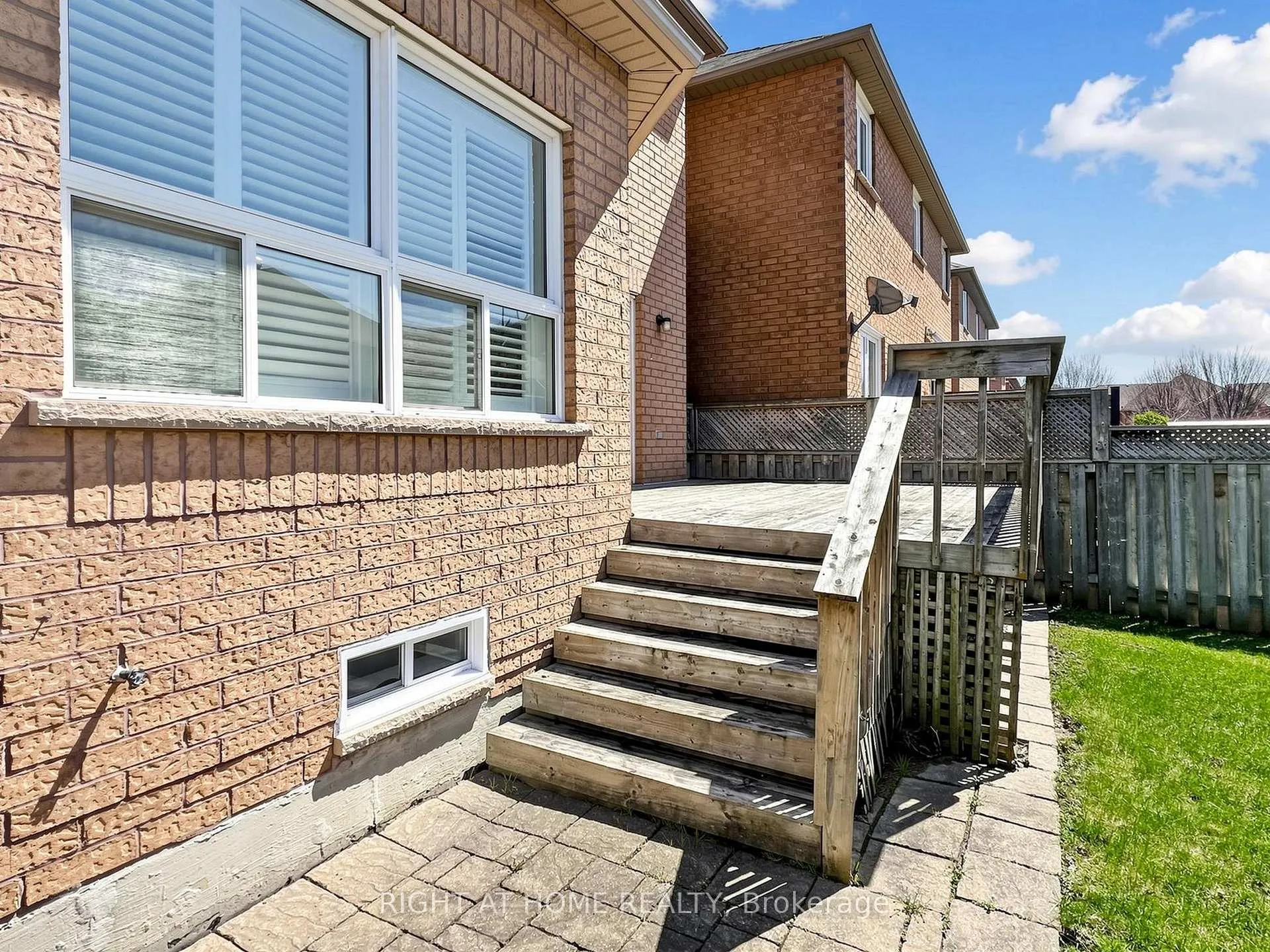 Photo 36 of 306 William Berczy Boulevard, Markham, Berczy — HOMEH