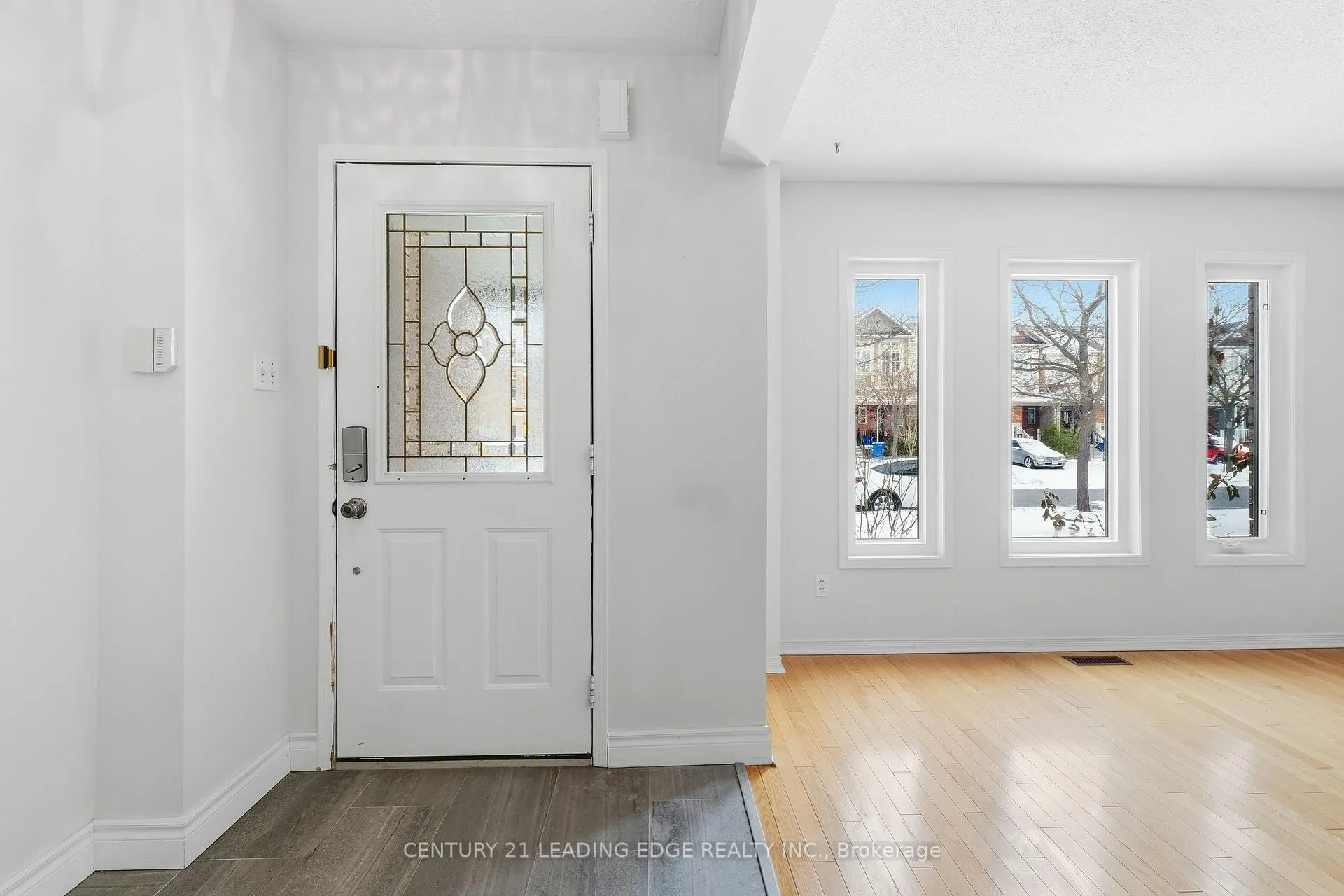 Photo 5 of 60 Snedden Avenue, Aurora, Bayview Wellington — HOMEH