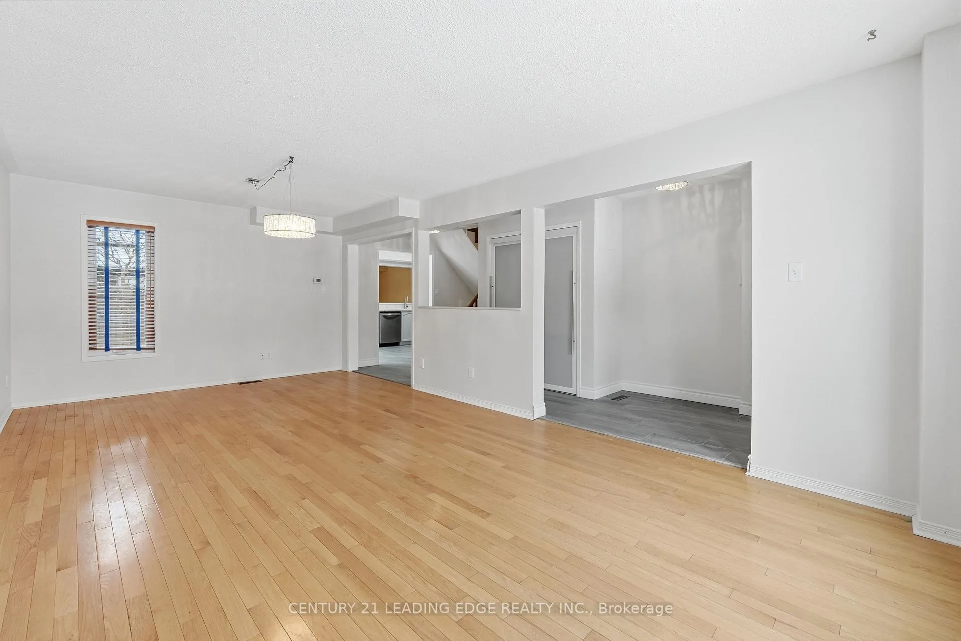 Photo 8 of 60 Snedden Avenue, Aurora, Bayview Wellington — HOMEH