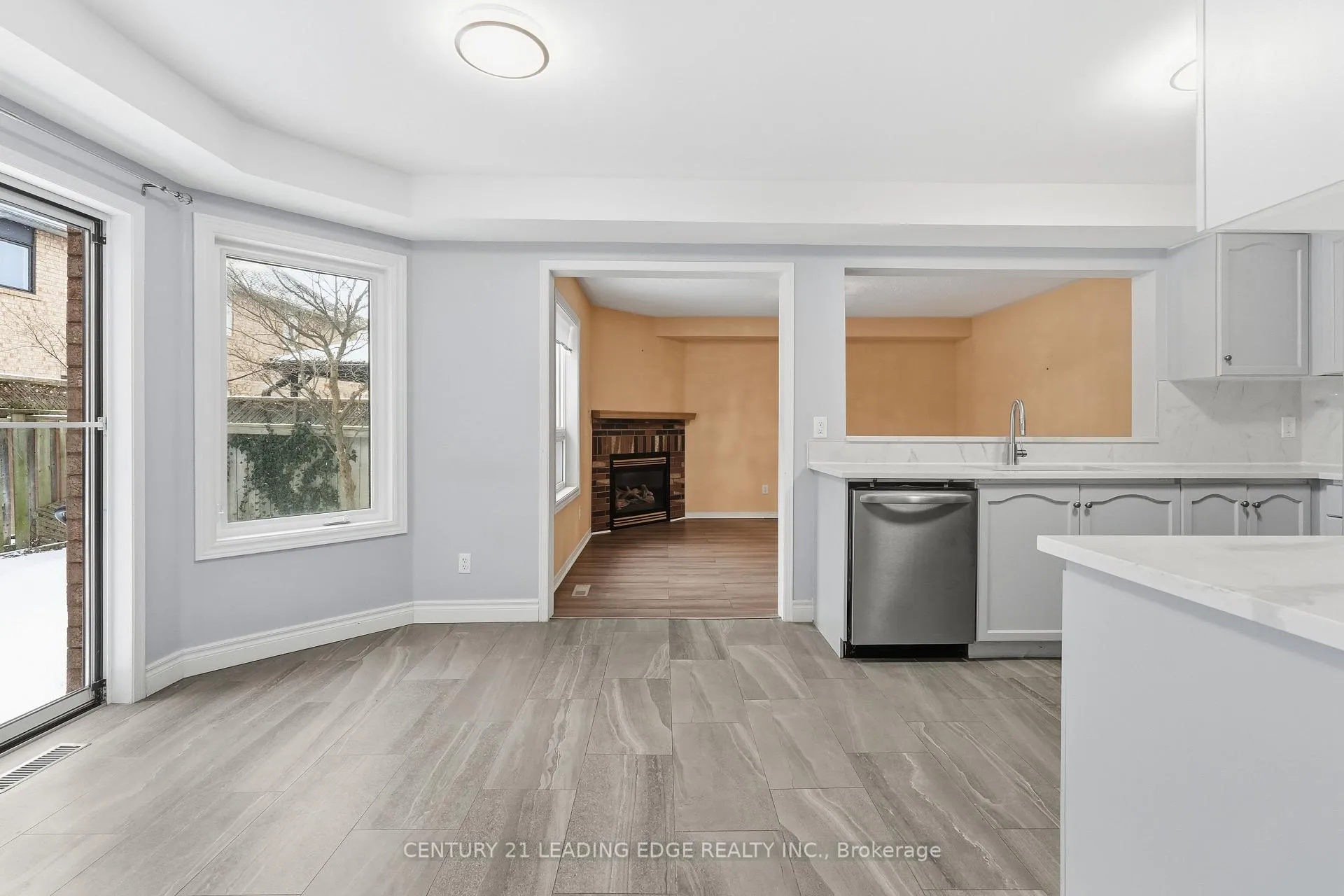 Photo 11 of 60 Snedden Avenue, Aurora, Bayview Wellington — HOMEH