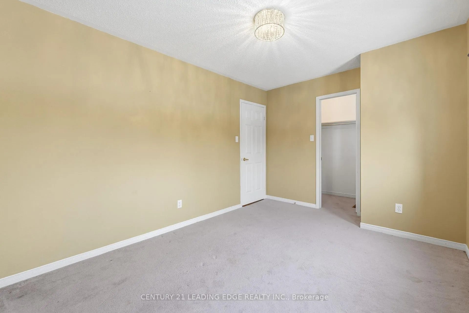 Photo 39 of 60 Snedden Avenue, Aurora, Bayview Wellington — HOMEH