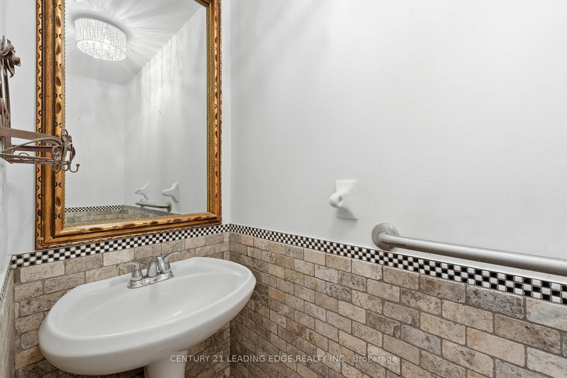 Photo 43 of 60 Snedden Avenue, Aurora, Bayview Wellington — HOMEH