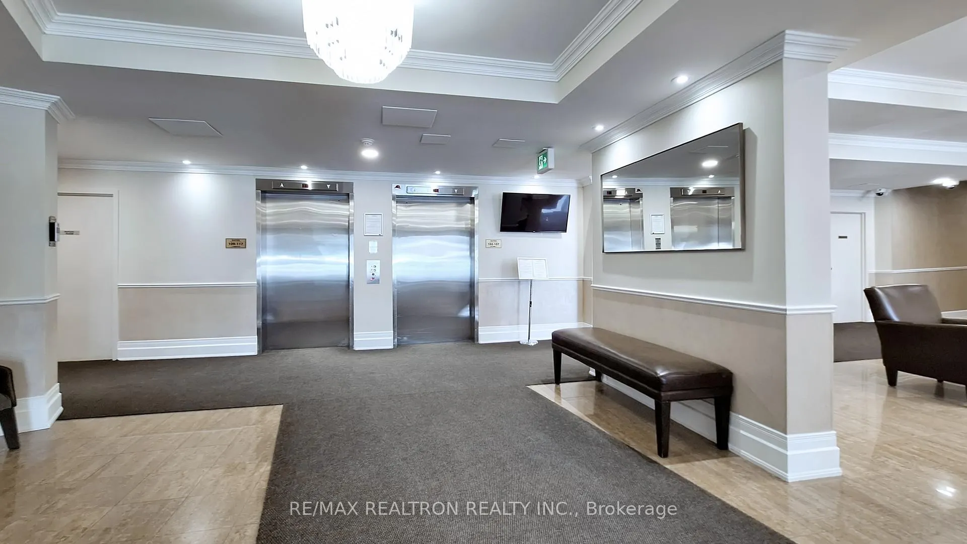 Photo 5 of Unit 404, 40 Harding Boulevard W, Richmond Hill, Harding — HOMEH