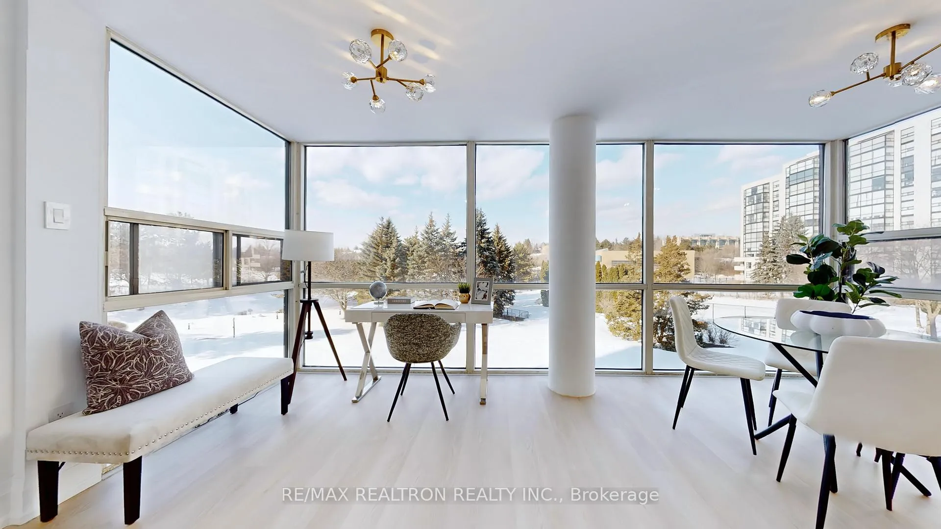 Photo 18 of Unit 404, 40 Harding Boulevard W, Richmond Hill, Harding — HOMEH