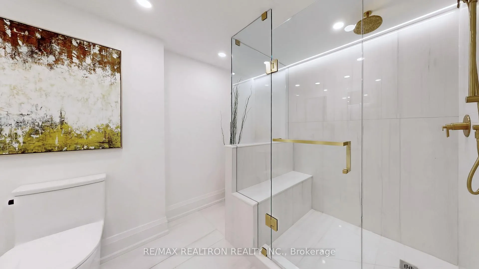 Photo 26 of Unit 404, 40 Harding Boulevard W, Richmond Hill, Harding — HOMEH
