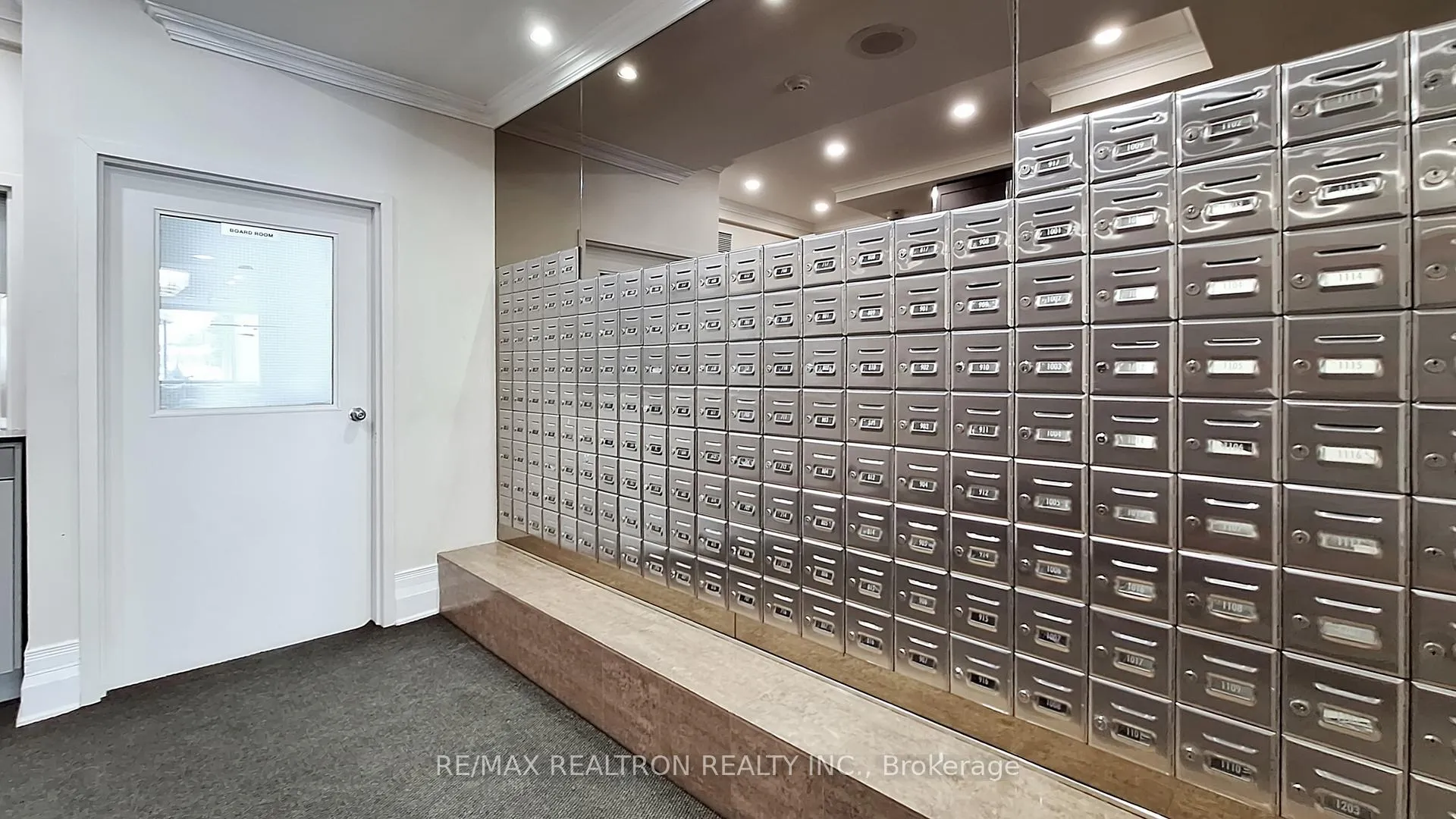 Photo 49 of Unit 404, 40 Harding Boulevard W, Richmond Hill, Harding — HOMEH