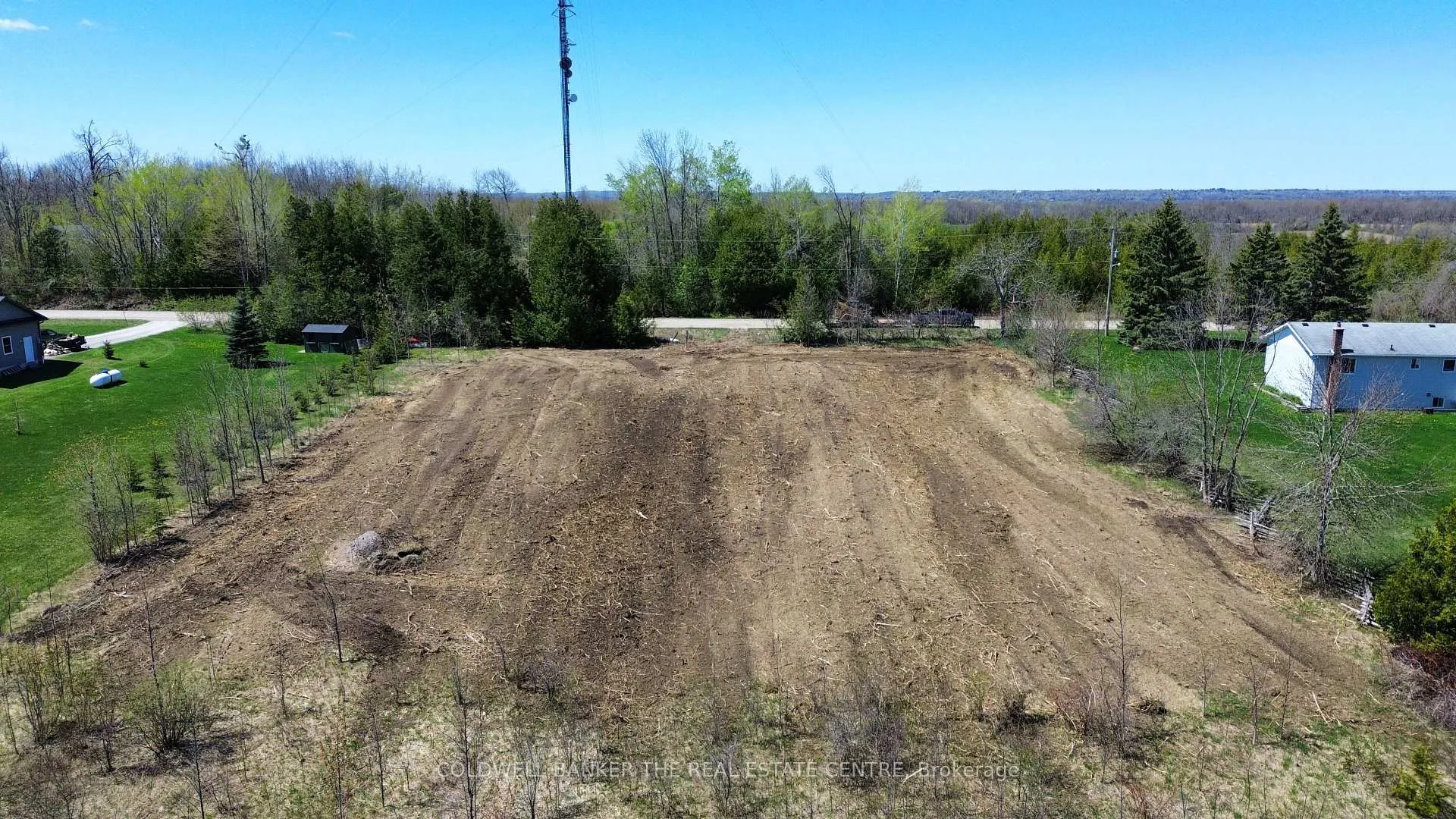 Photo 5 of 5075 Sideroad 25, Ramara, Rural Ramara — HOMEH
