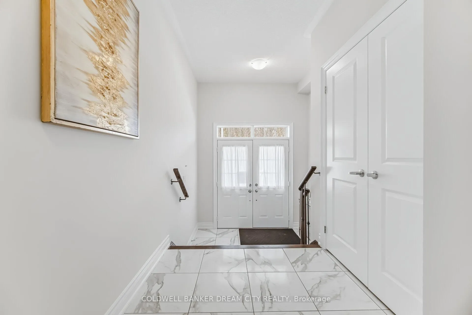 Photo 5 of 382 Kirkham Drive, Markham, Cedarwood — HOMEH
