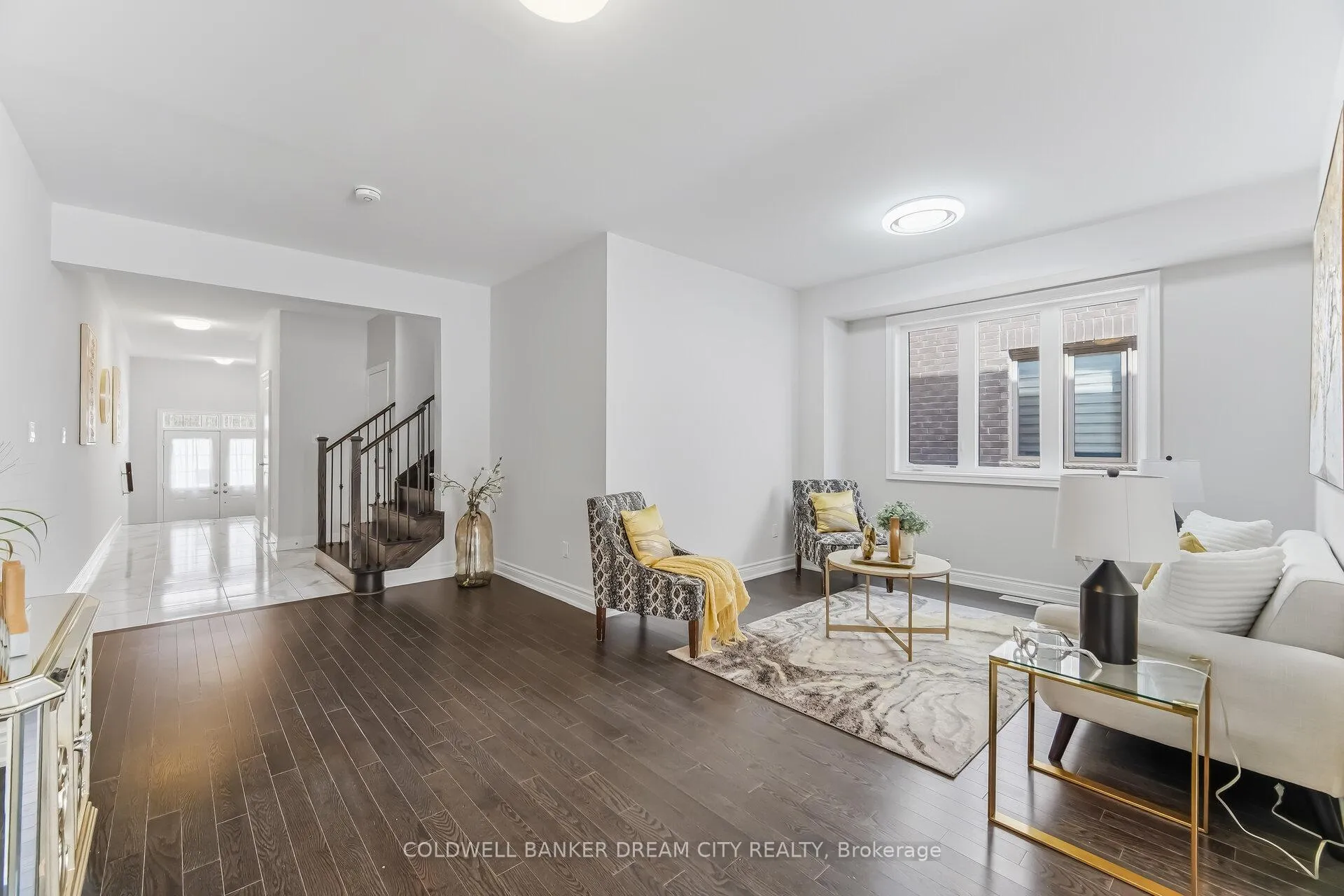 Photo 7 of 382 Kirkham Drive, Markham, Cedarwood — HOMEH