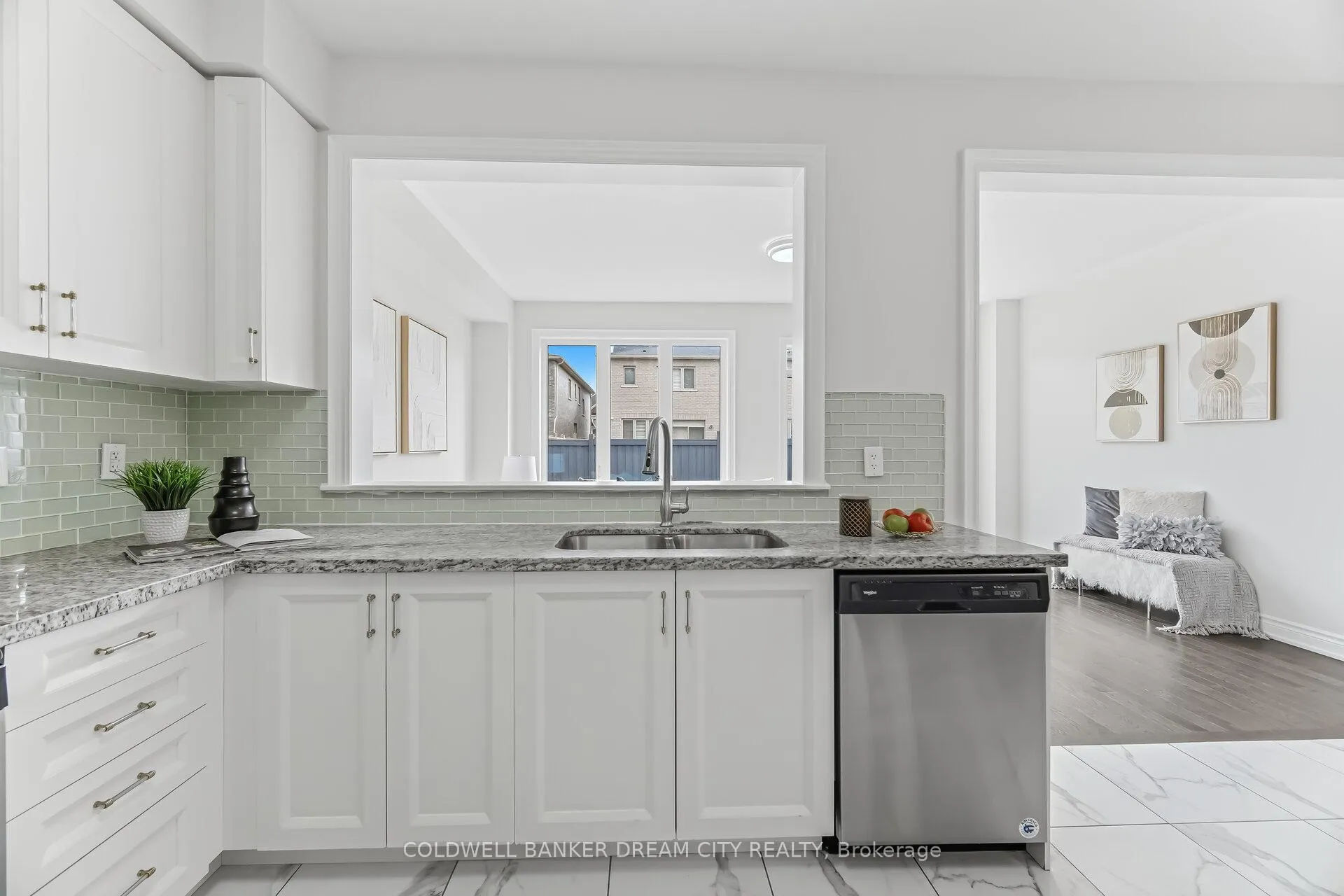 Photo 14 of 382 Kirkham Drive, Markham, Cedarwood — HOMEH
