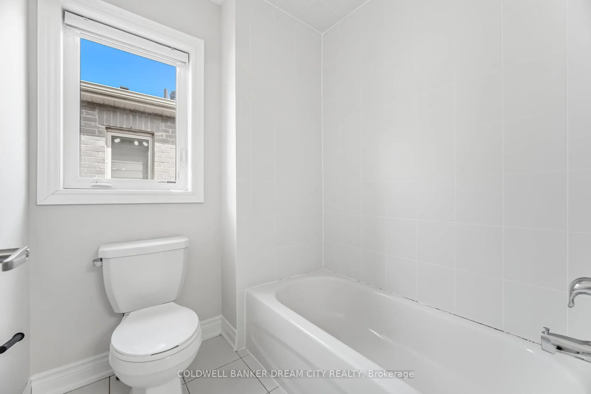 Photo 34 of 382 Kirkham Drive, Markham, Cedarwood — HOMEH