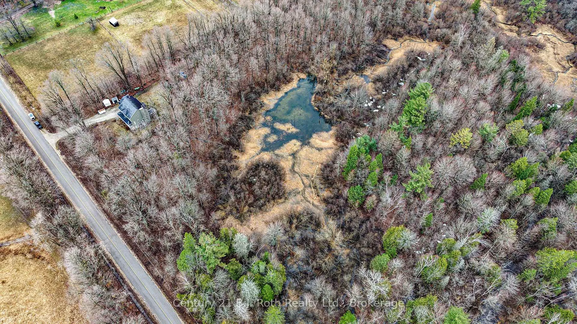 Photo 2 of 4901 11 Line N, Oro-Medonte, Rural Oro-Medonte — HOMEH