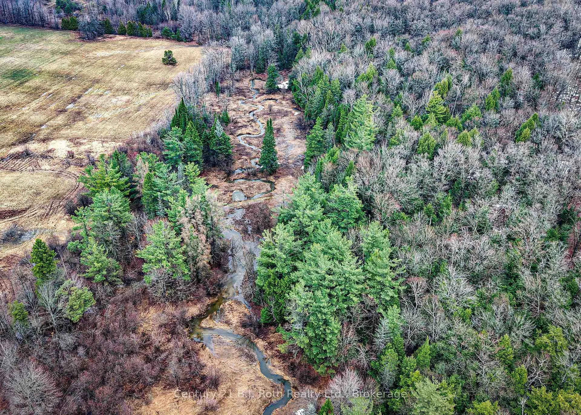 Photo 4 of 4901 11 Line N, Oro-Medonte, Rural Oro-Medonte — HOMEH
