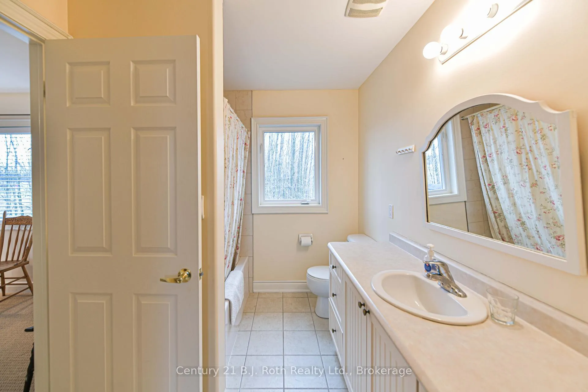 Photo 20 of 4901 11 Line N, Oro-Medonte, Rural Oro-Medonte — HOMEH