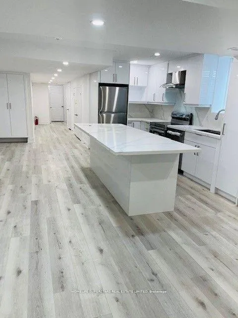 Photo 2 of 96 Trammel Drive W, Vaughan, Vellore Village — HOMEH