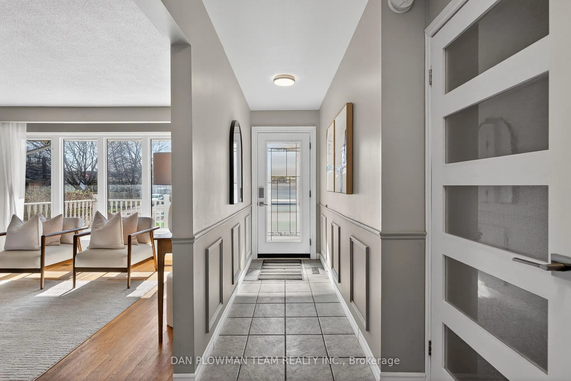 Photo 7 of 215 Central Park Boulevard N, Oshawa, O'Neill — HOMEH