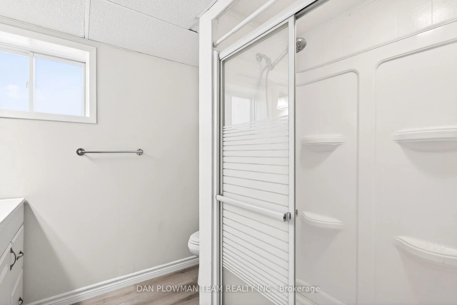 Photo 38 of 215 Central Park Boulevard N, Oshawa, O'Neill — HOMEH