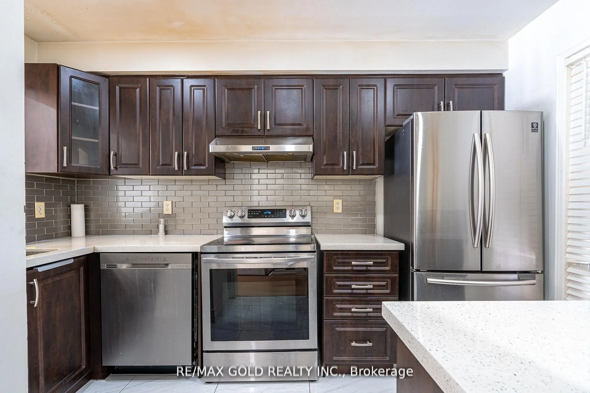 Photo 2 of 25 Clover Bloom Road, Brampton, Sandringham-Wellington — HOMEH